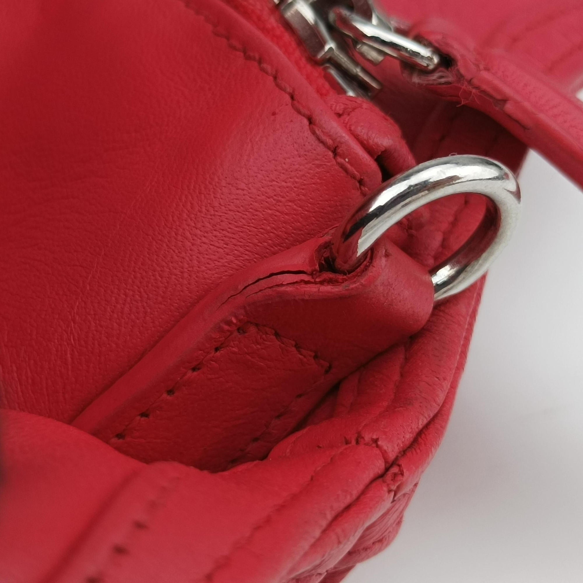Secondhand Christian Dior Granville Pink lambskin  shoulderbag | stylenewstar