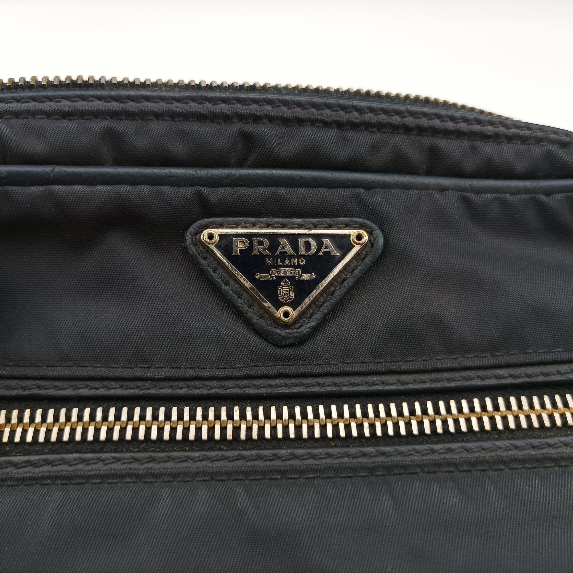 Secondhand Prada Camera bag Black nylon  shoulderbag | stylenewstar