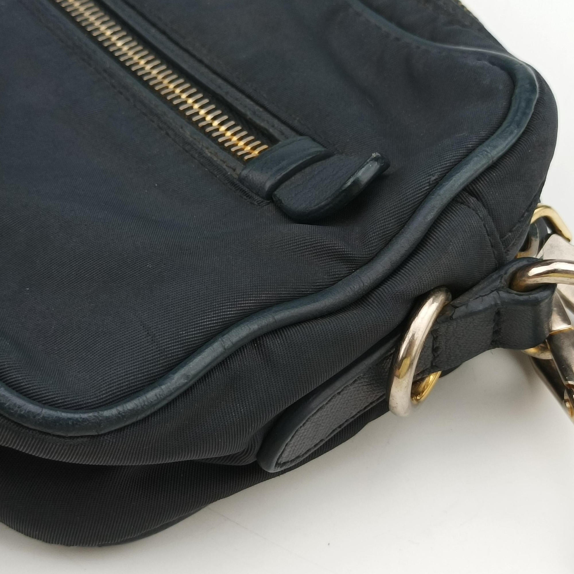 Secondhand Prada Camera bag Black nylon  shoulderbag | stylenewstar