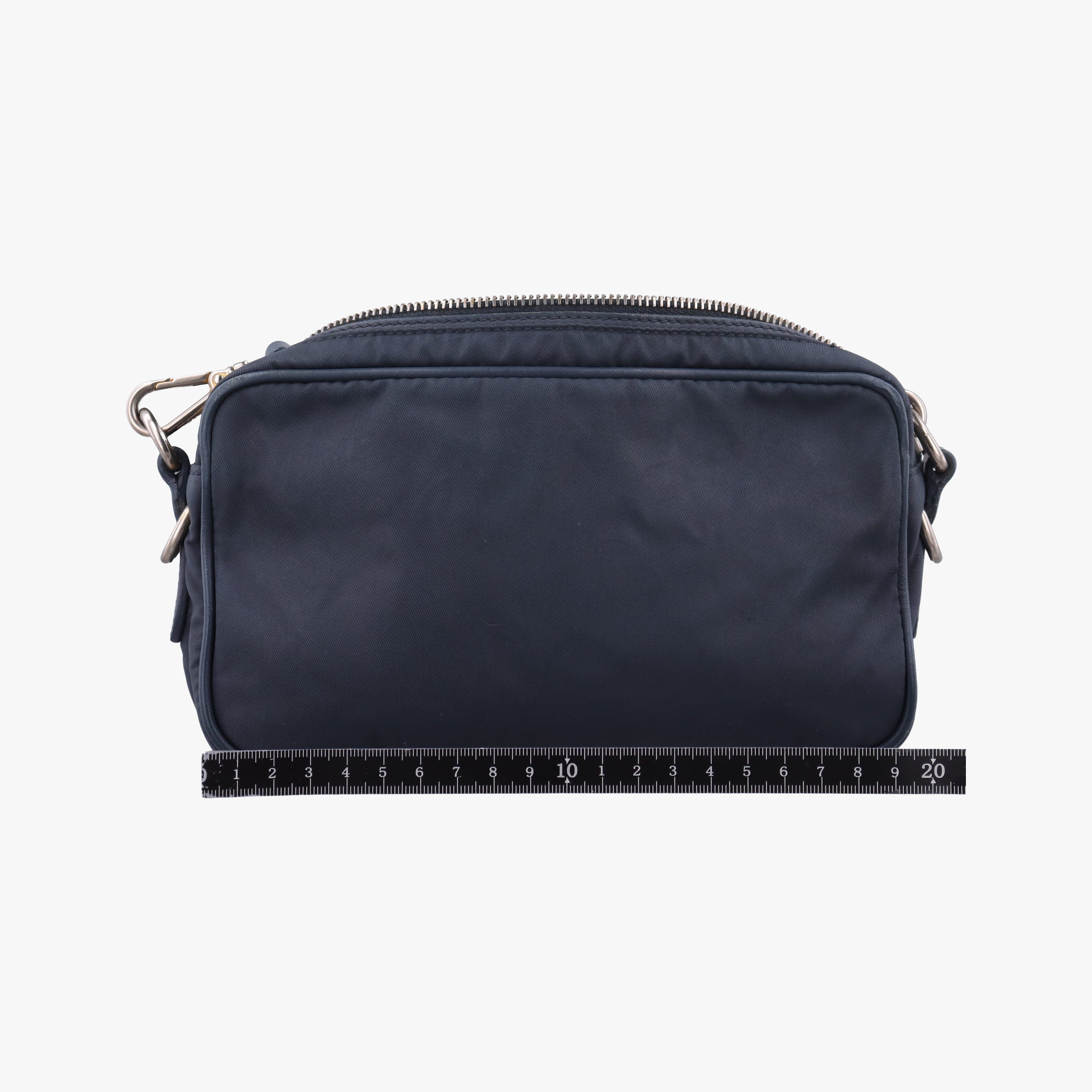 Secondhand Prada Camera bag Black nylon  shoulderbag | stylenewstar