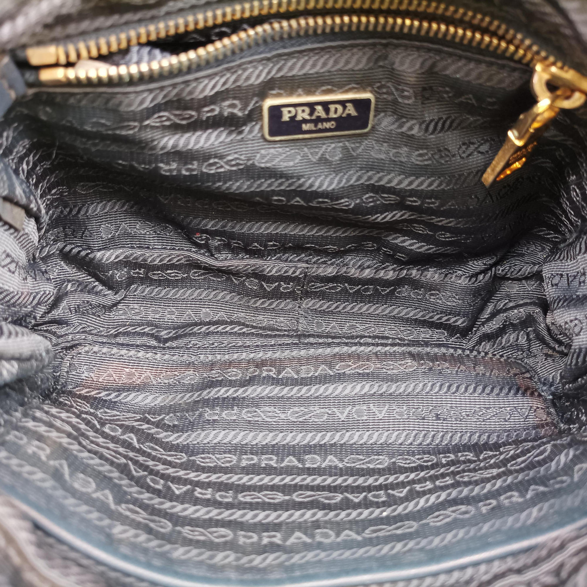 Secondhand Prada Camera bag Black nylon  shoulderbag | stylenewstar