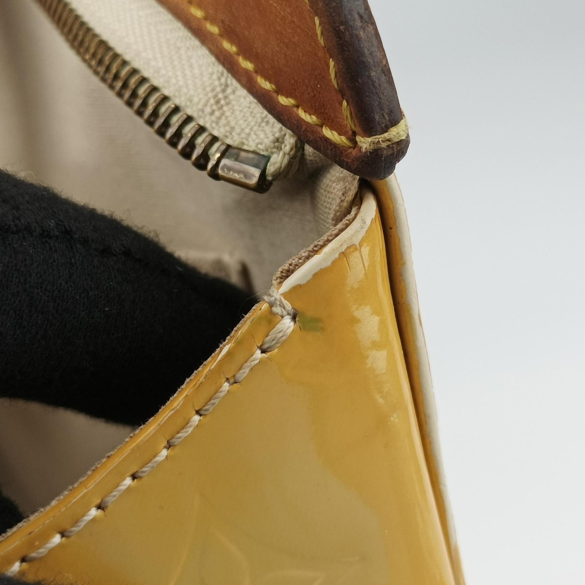 Pre-owned Louis Vuitton Brea MM Dunne Vernis M90180 shoulderbag | stylenewstar