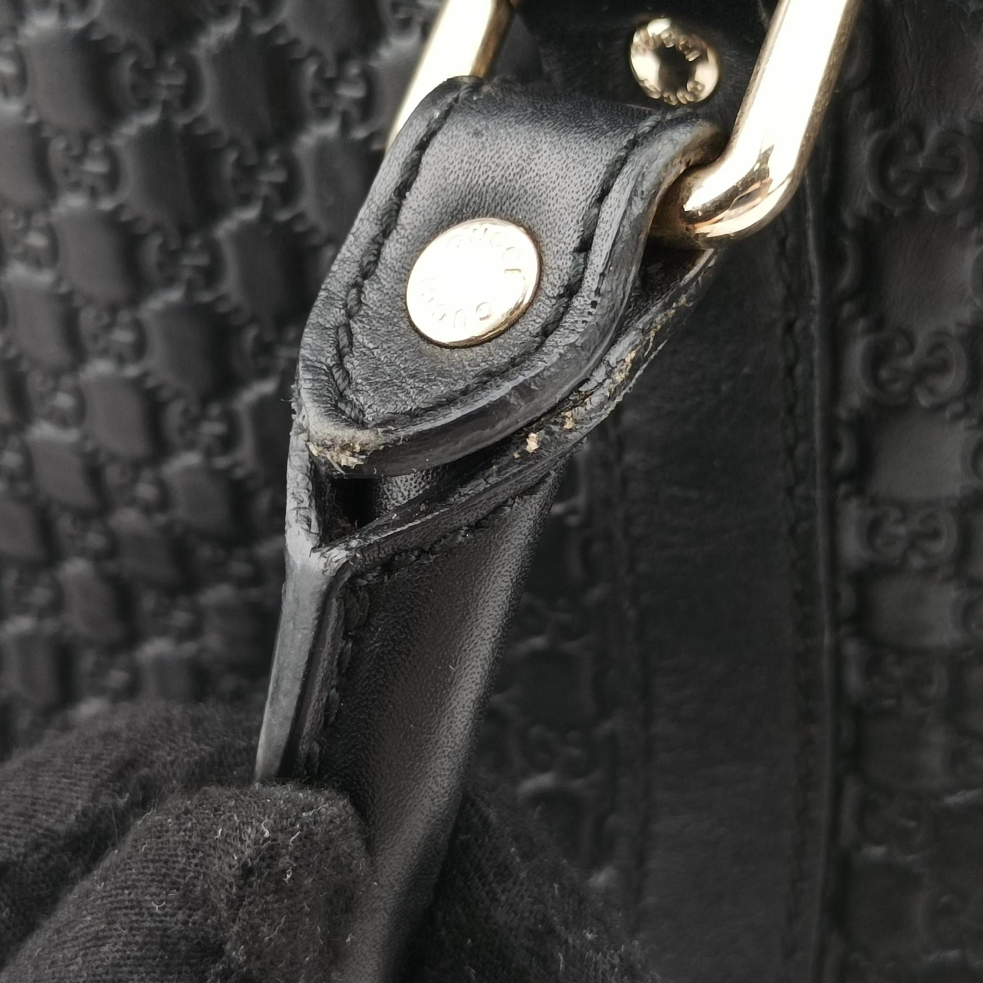 Secondhand Gucci Microguccissima Black Leather 449663 handbag | stylenewstar