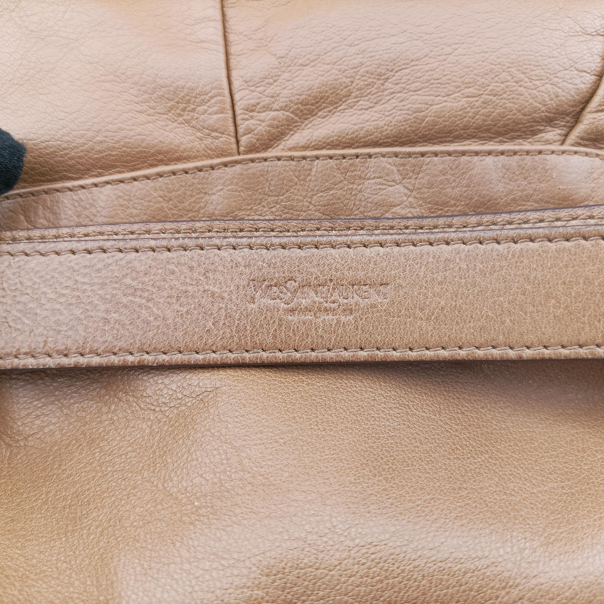 Secondhand Yves Saint Laurent Mombasa Camel Leather 112878 shoulderbag | stylenewstar