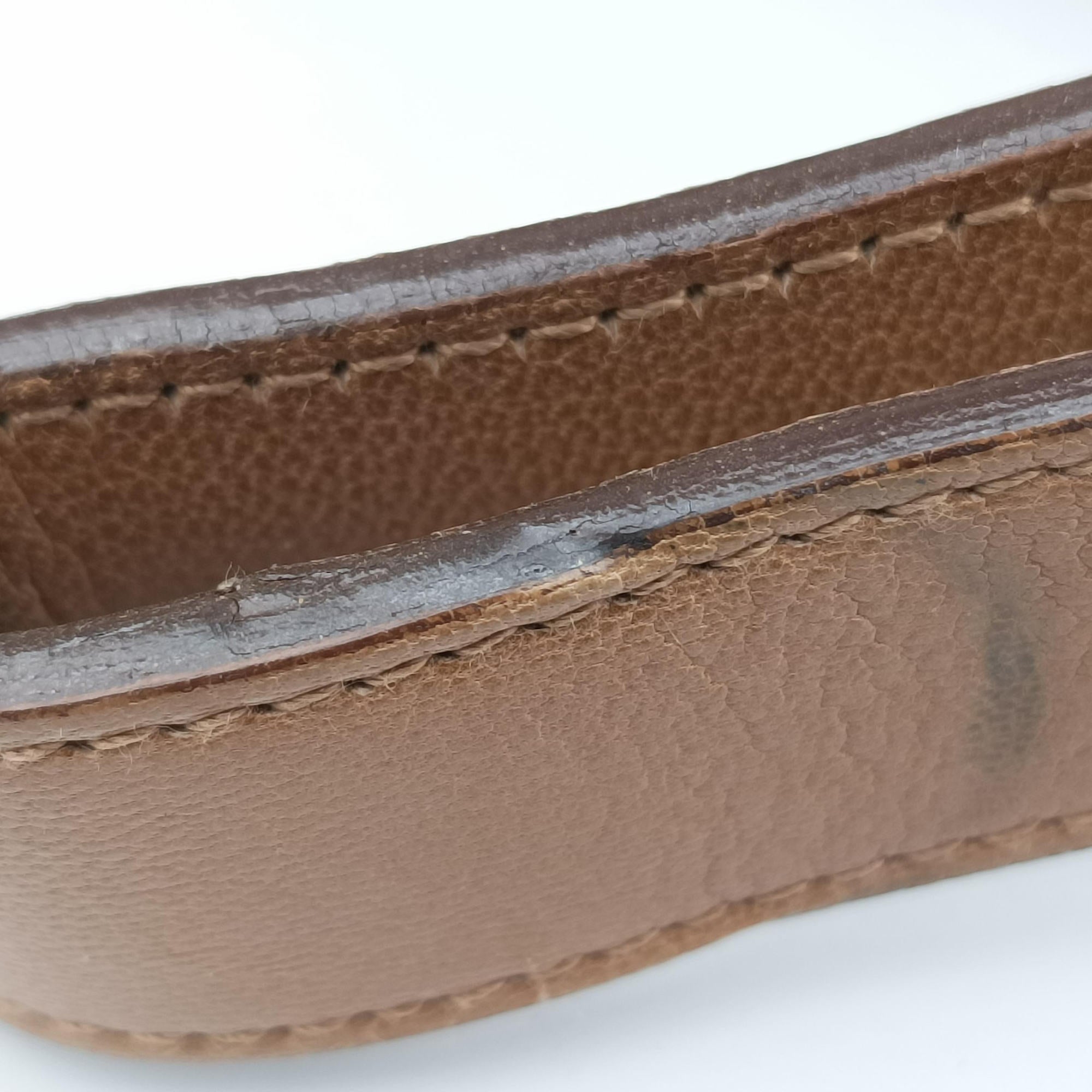 Secondhand Yves Saint Laurent Mombasa Camel Leather 112878 shoulderbag | stylenewstar