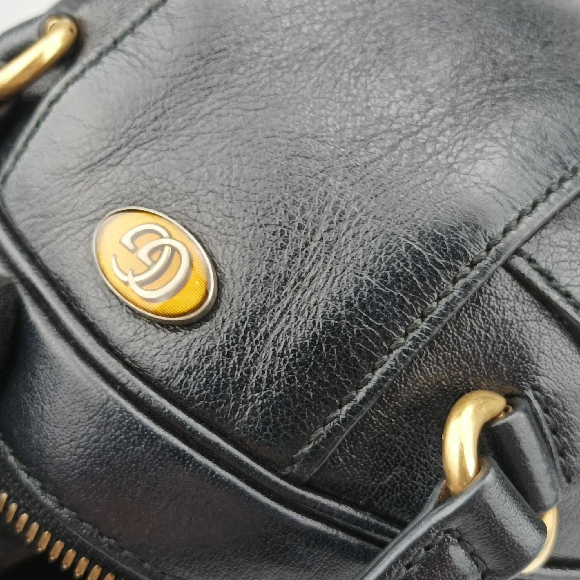 Vintage Gucci Basketball Shape Black Leather 547855 shoulderbag | stylenewstar