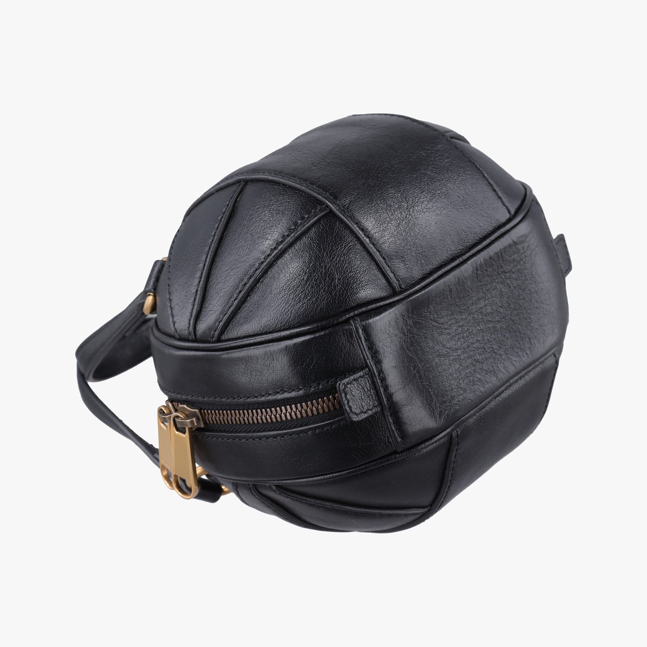 Vintage Gucci Basketball Shape Black Leather 547855 shoulderbag | stylenewstar