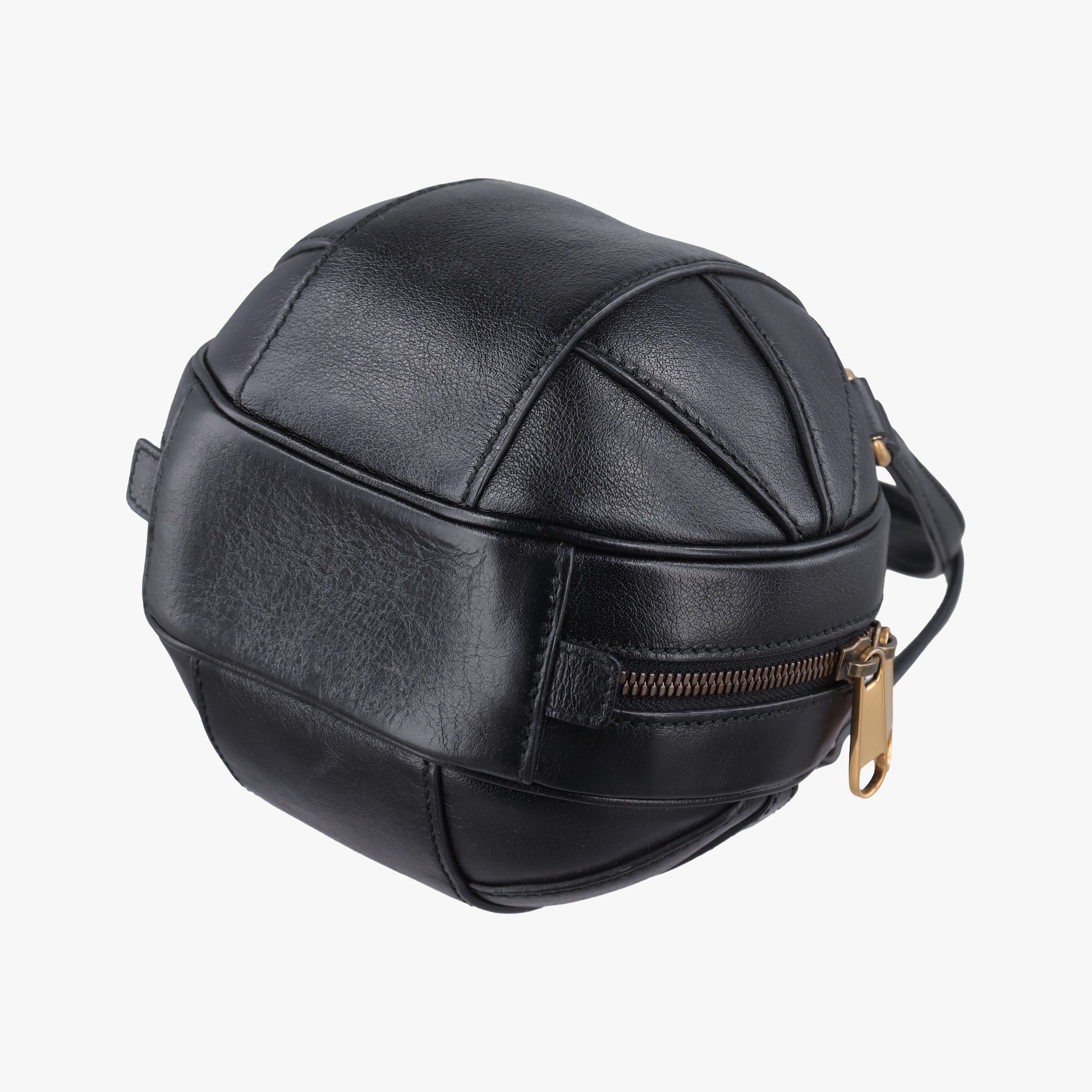 Vintage Gucci Basketball Shape Black Leather 547855 shoulderbag | stylenewstar