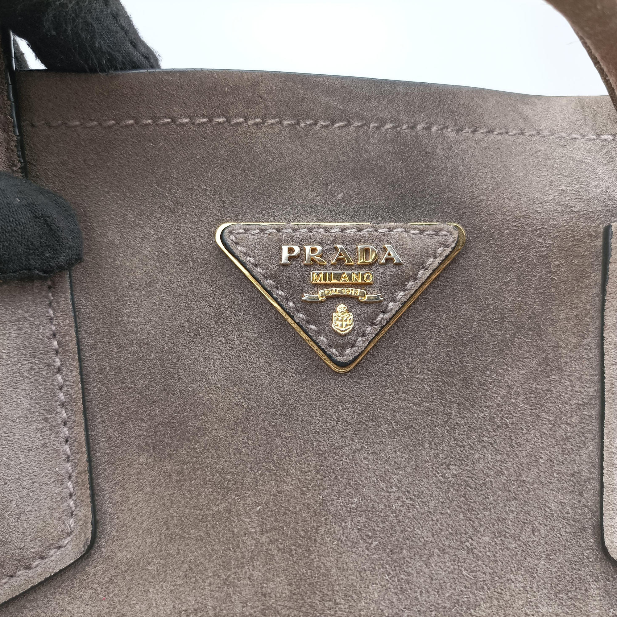 Pre-owned Prada Double Cuir Brown Suede  shoulderbag | stylenewstar