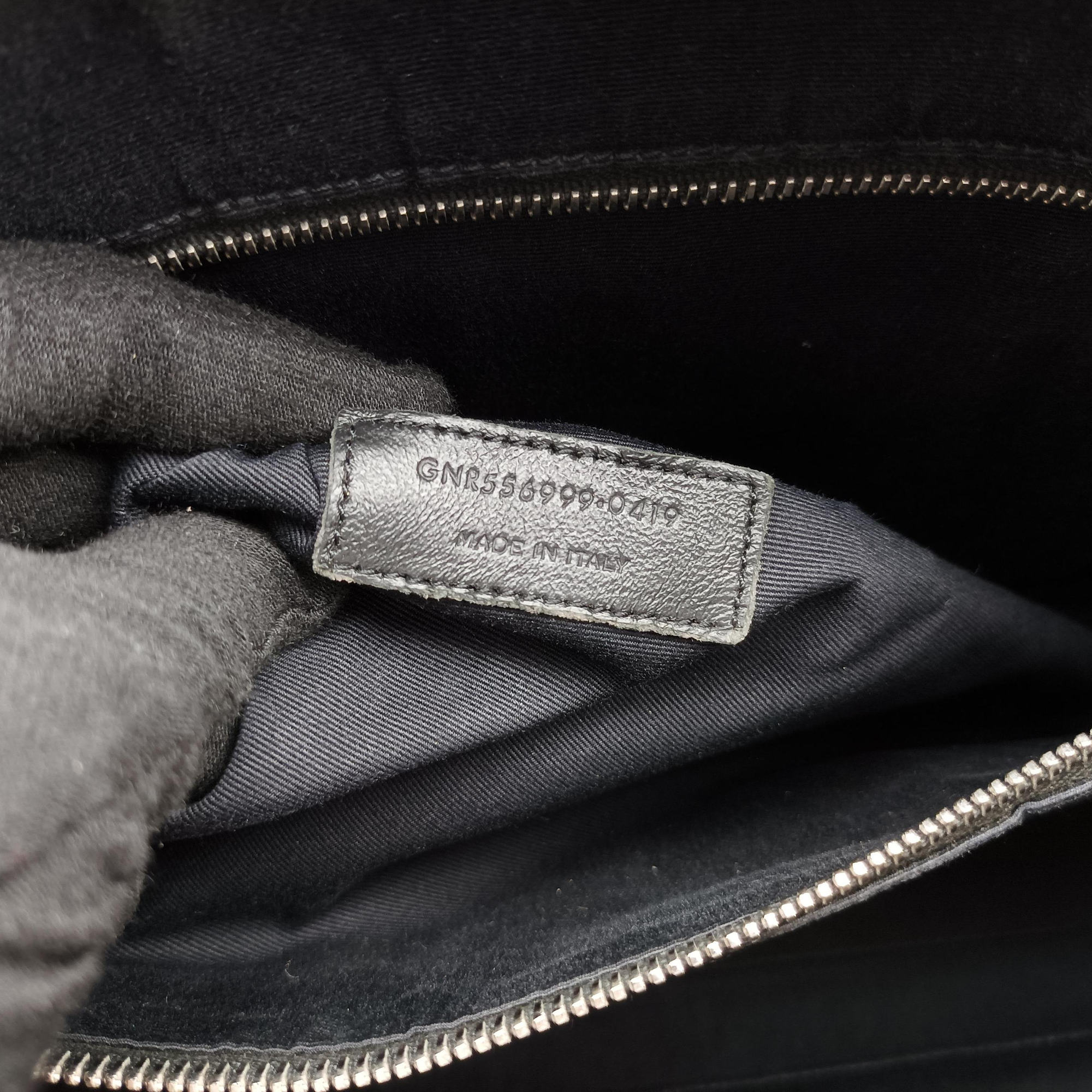 Pre-owned Yves Saint Laurent Briefcase Black Caviar Leather 556999 shoulderbag | stylenewstar