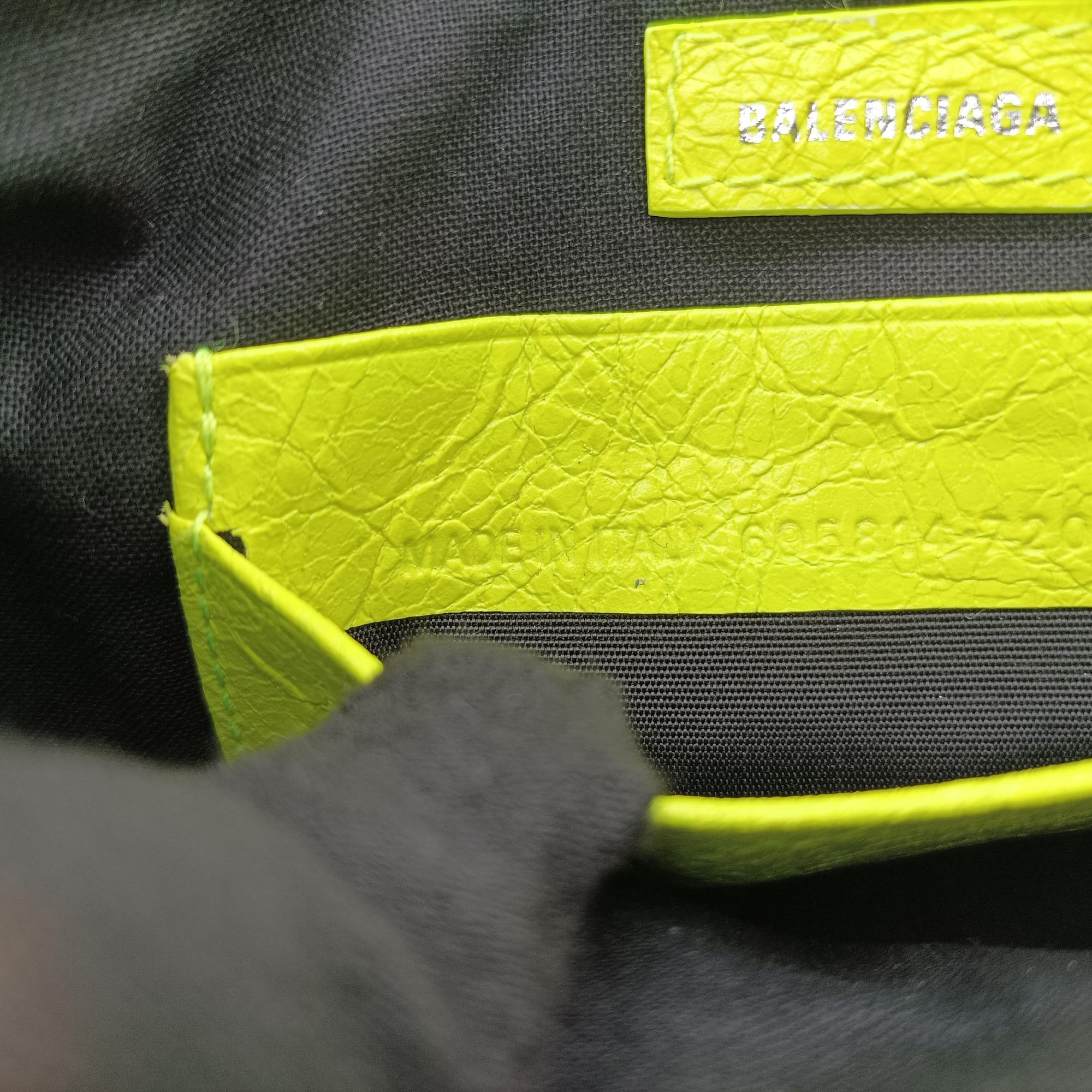 Vintage Balenciaga Le Cagole Green lambskin  shoulderbag | stylenewstar