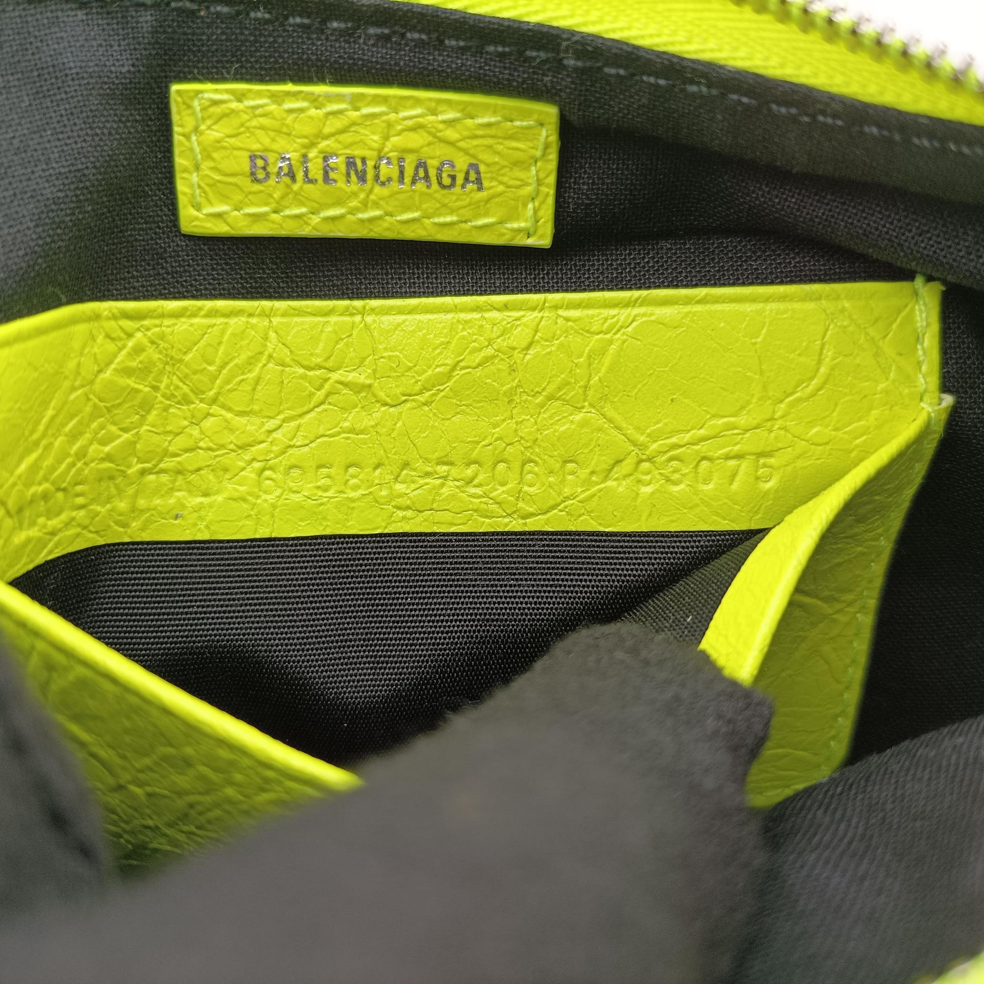 Vintage Balenciaga Le Cagole Green lambskin  shoulderbag | stylenewstar