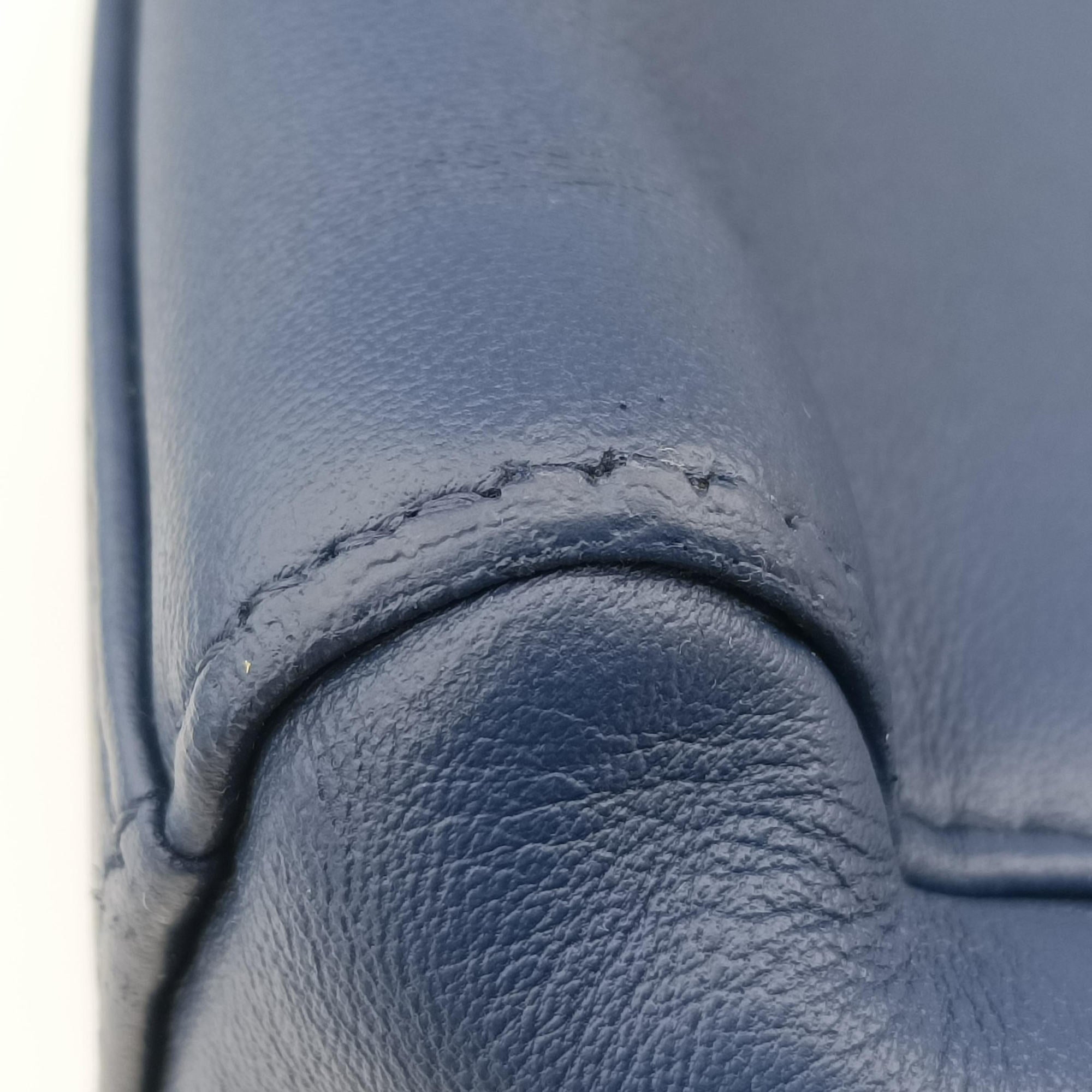 Secondhand Fendi PEEKABOO mini Blue Leather 8BN244 shoulderbag | stylenewstar