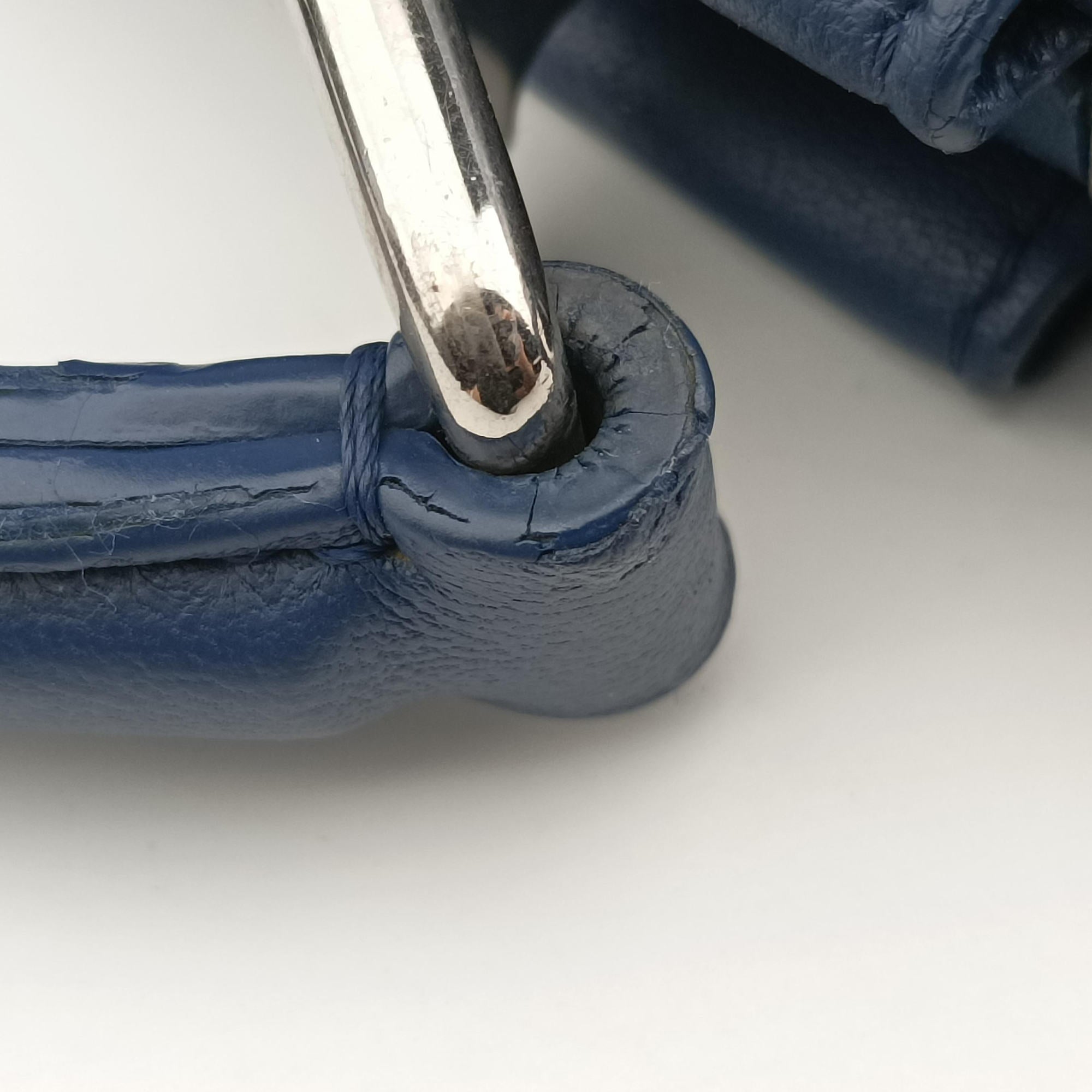 Secondhand Fendi PEEKABOO mini Blue Leather 8BN244 shoulderbag | stylenewstar