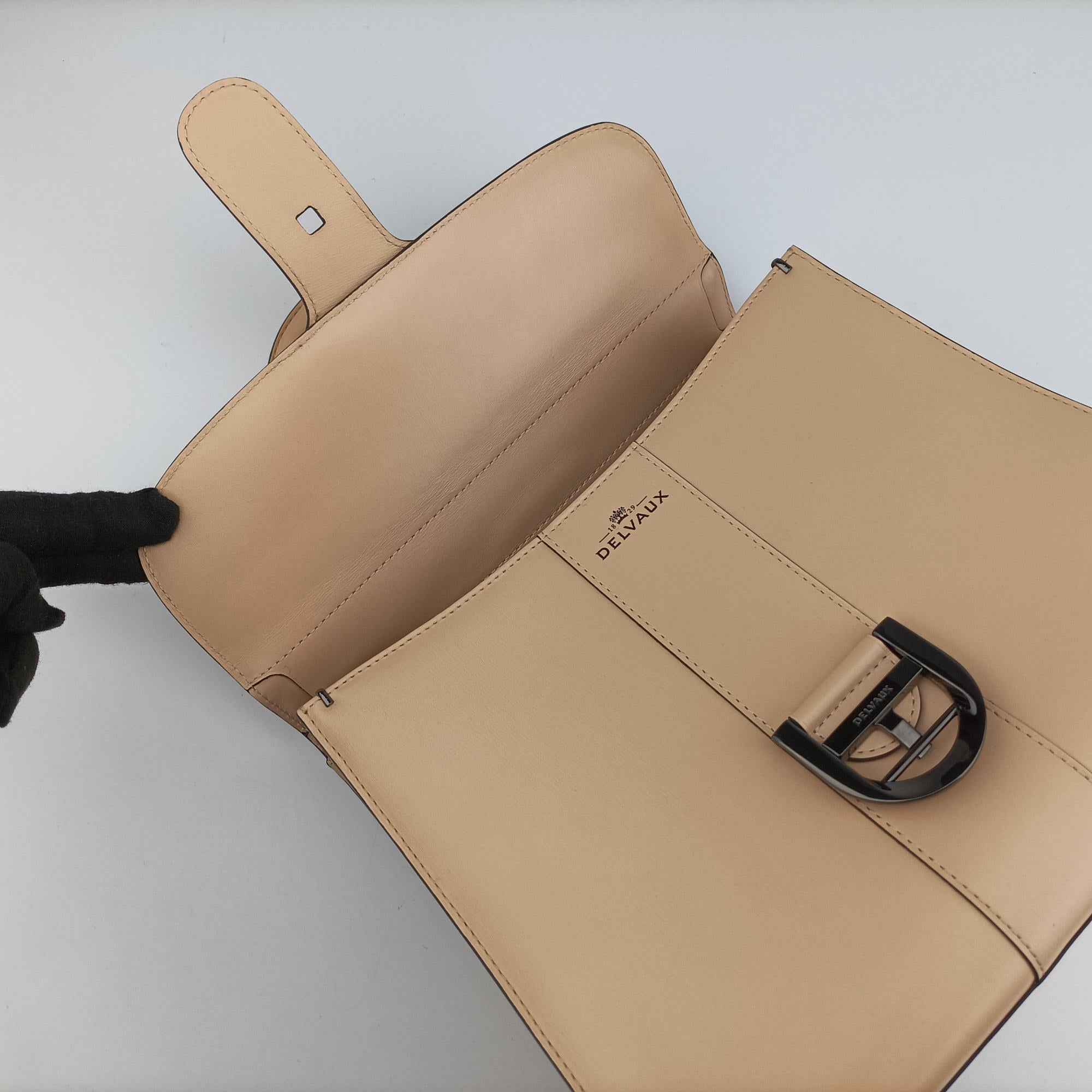 Pre-owned Delvaux Brillant Beige Leather  shoulderbag | stylenewstar