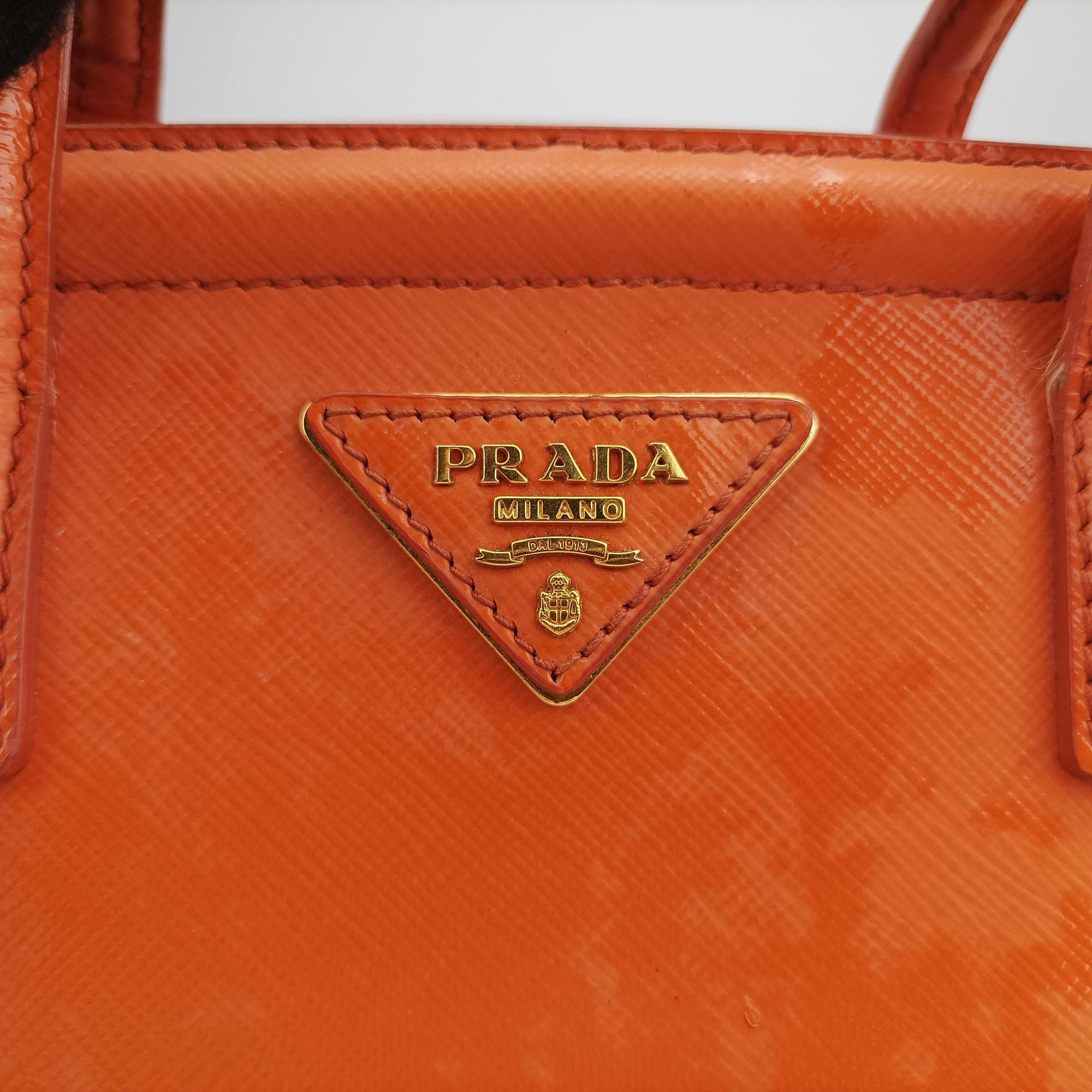 Pre-owned Prada Tote Orange Patent Saffiano Leather BN2411 shoulderbag | stylenewstar