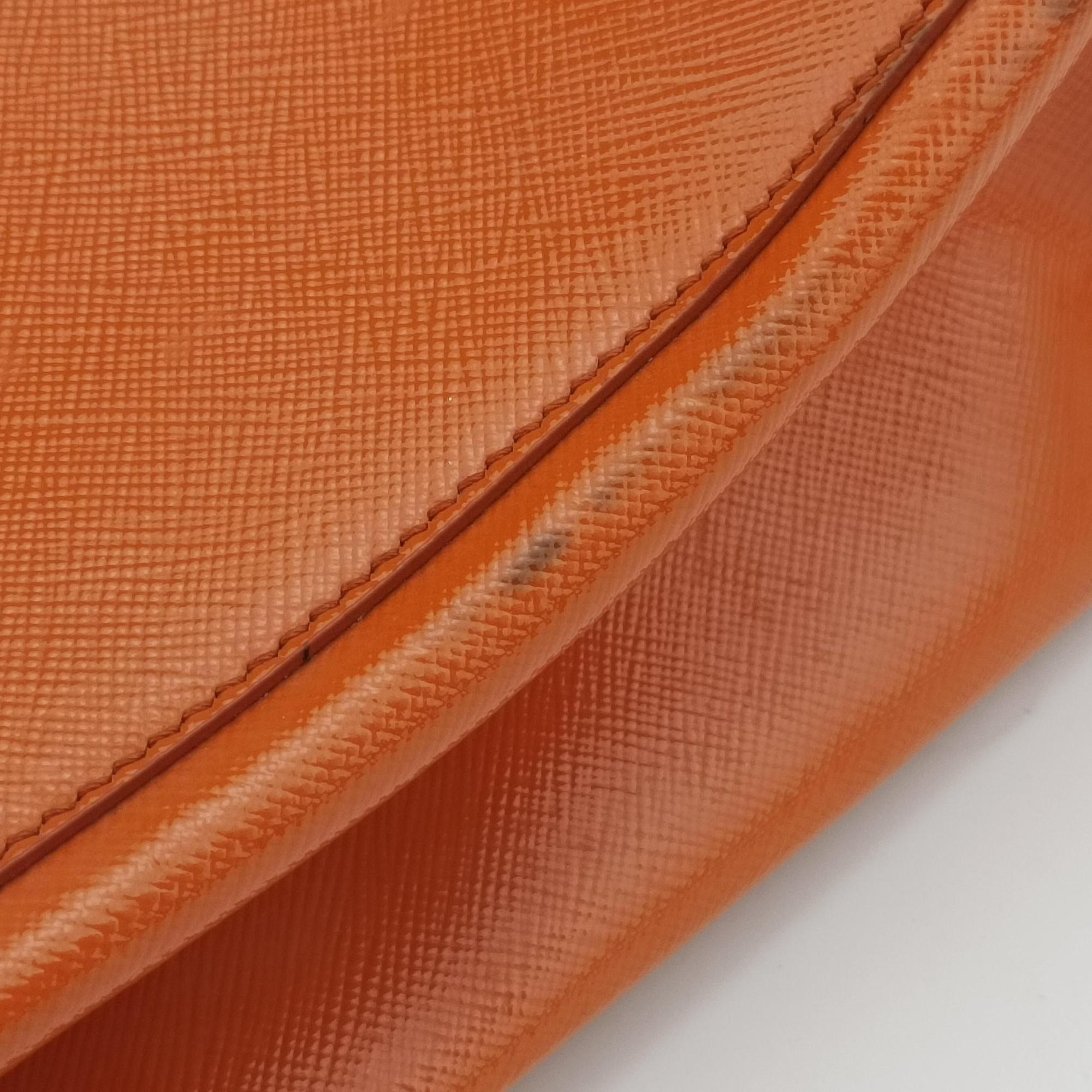 Pre-owned Prada Tote Orange Patent Saffiano Leather BN2411 shoulderbag | stylenewstar
