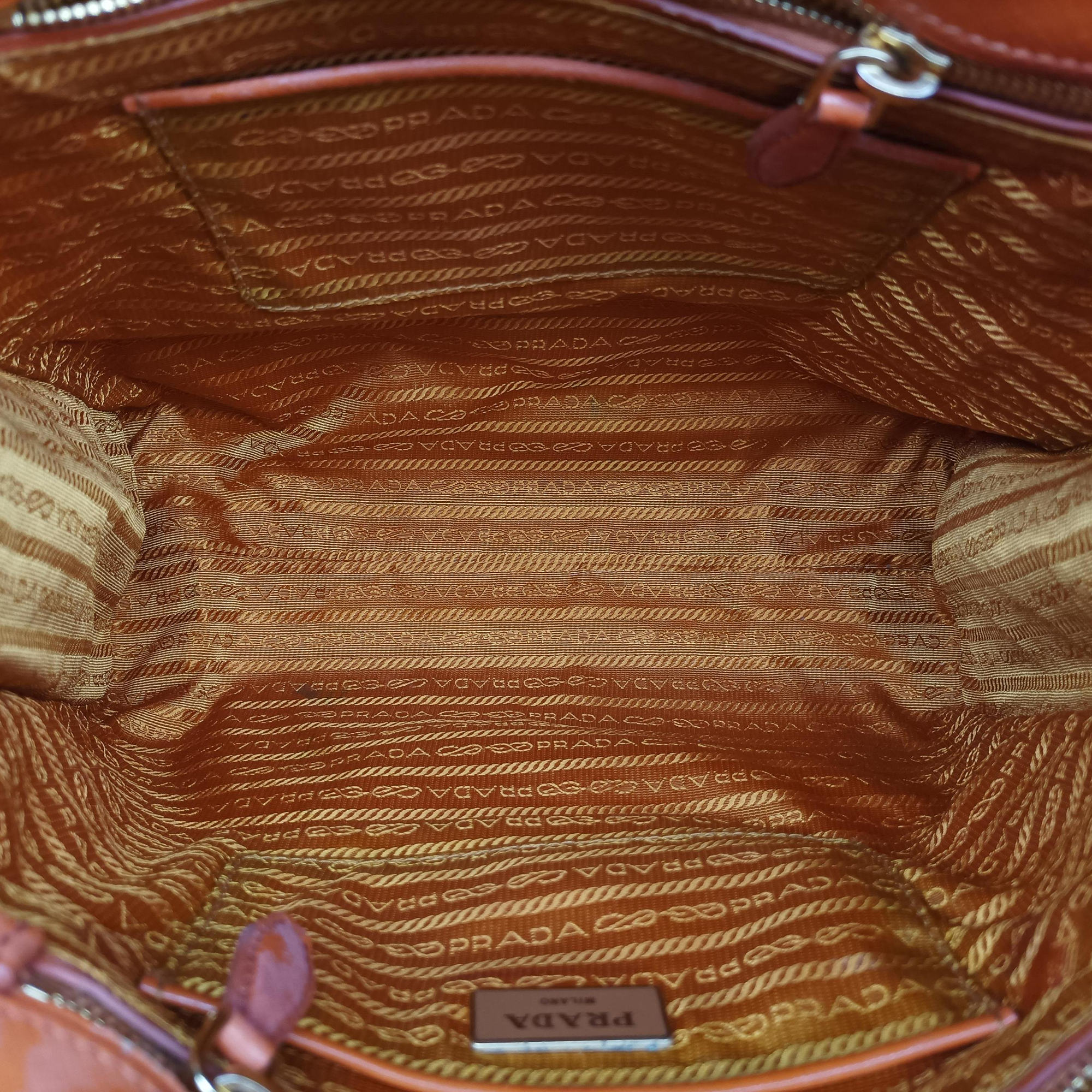 Pre-owned Prada Tote Orange Patent Saffiano Leather BN2411 shoulderbag | stylenewstar