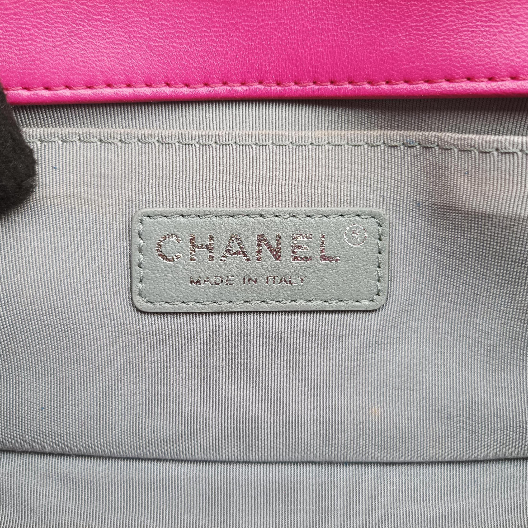Pre-owned Chanel BOY CHANEL Rose velour A67416 shoulderbag | stylenewstar