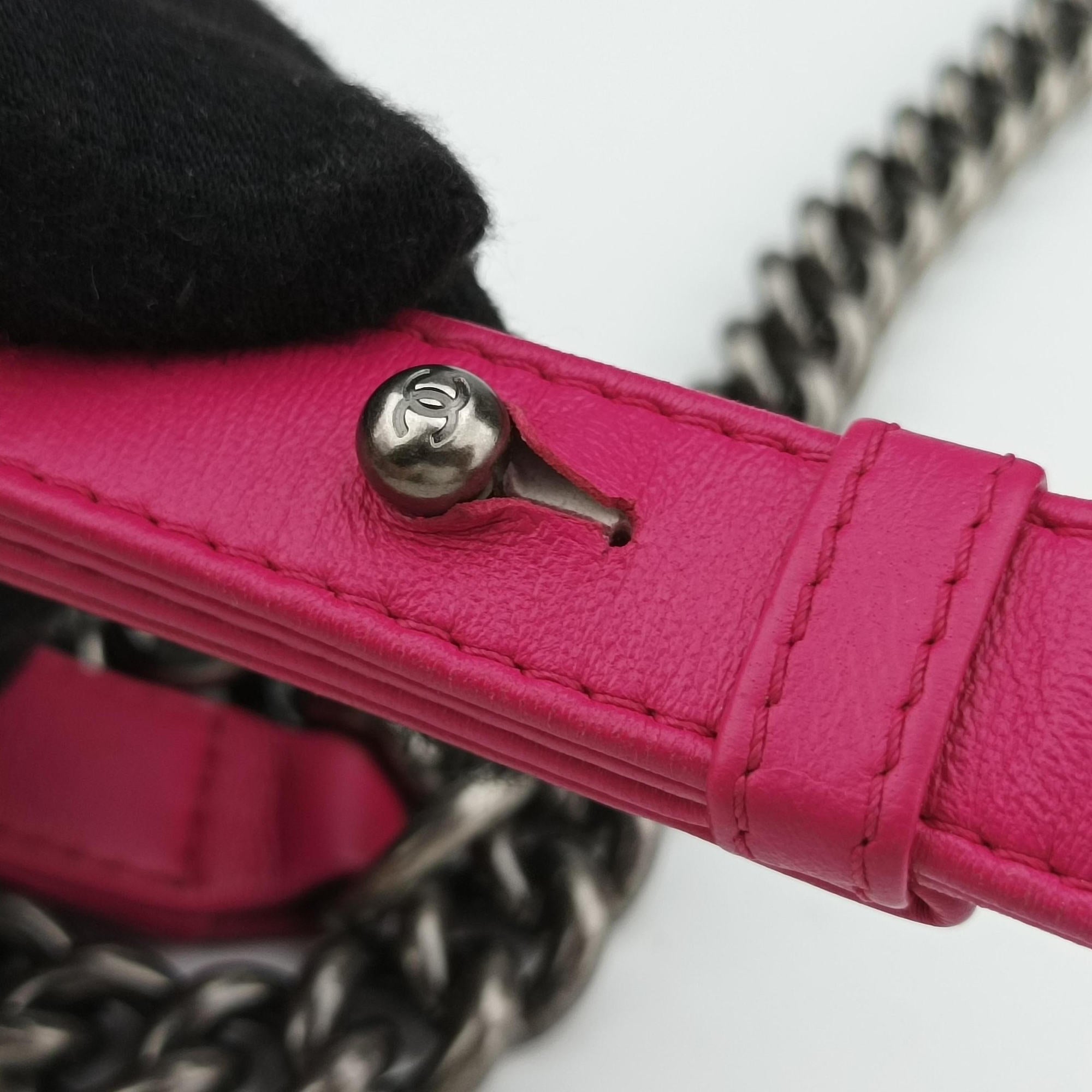 Pre-owned Chanel BOY CHANEL Rose velour A67416 shoulderbag | stylenewstar