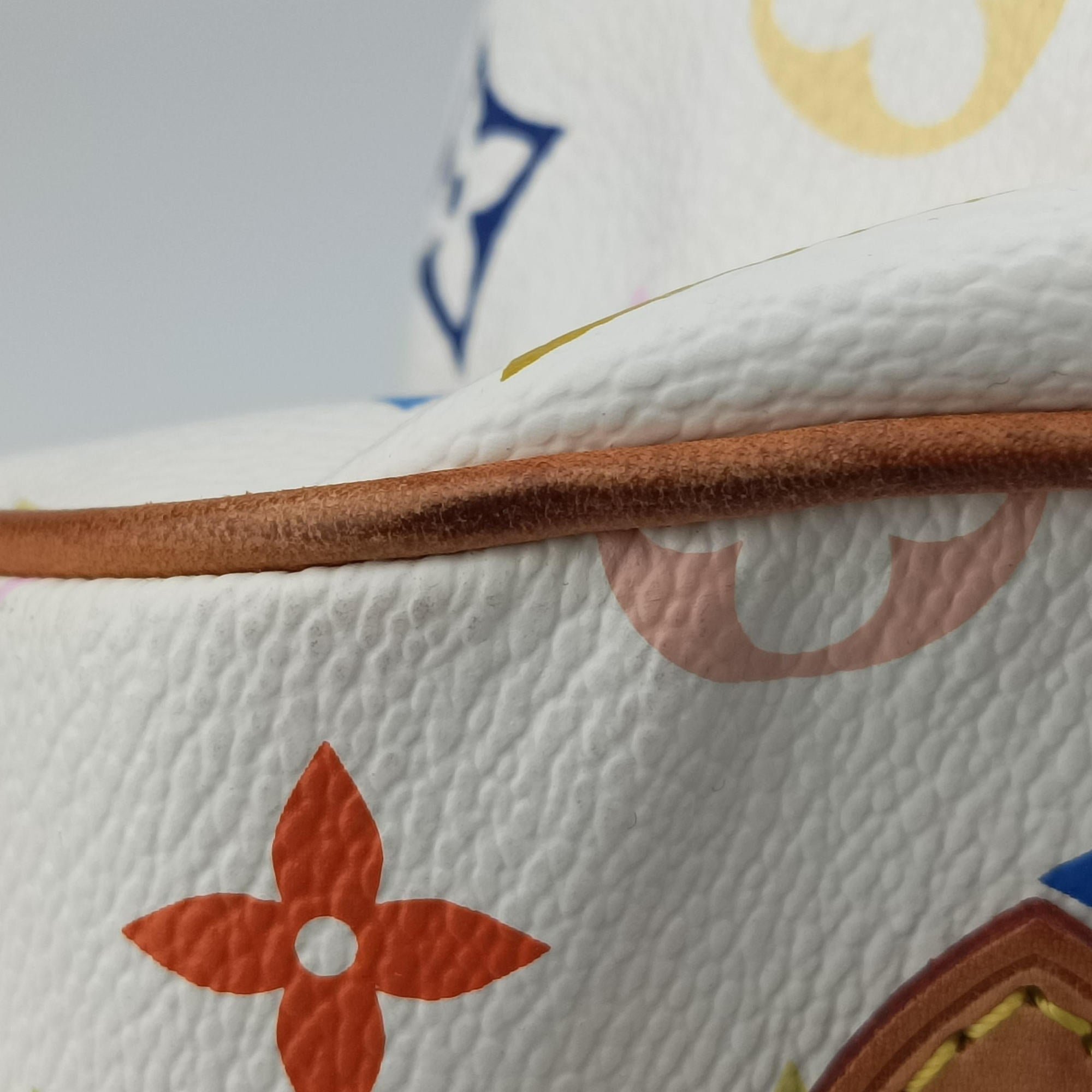 Vintage Louis Vuitton RITA white Monogram Multicolor M40125 shoulderbag | stylenewstar