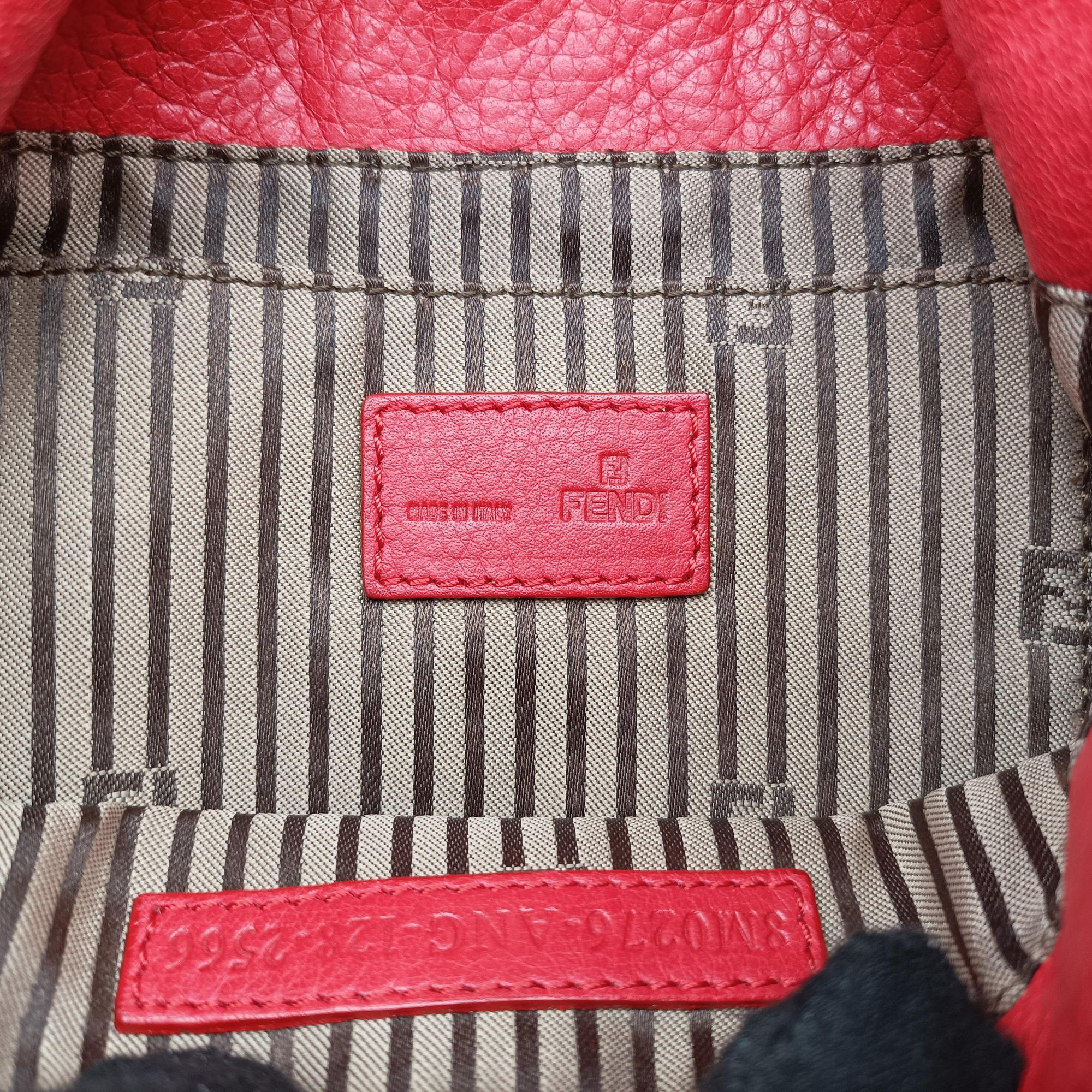 Pre-owned Fendi Fendista Pochette Red Leather 8M0276 shoulderbag | stylenewstar