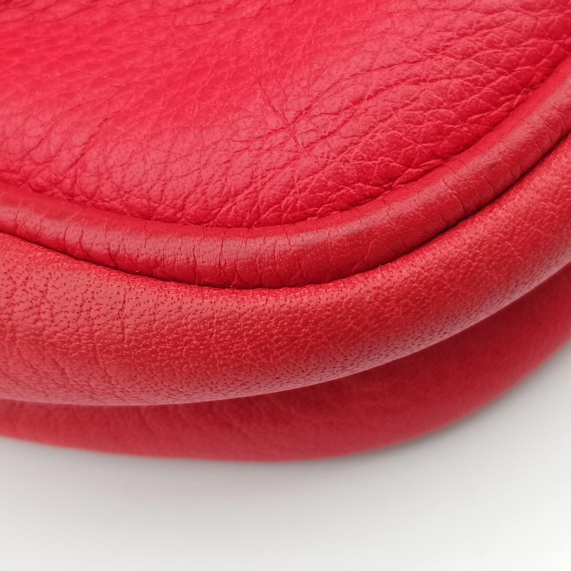 Pre-owned Fendi Fendista Pochette Red Leather 8M0276 shoulderbag | stylenewstar
