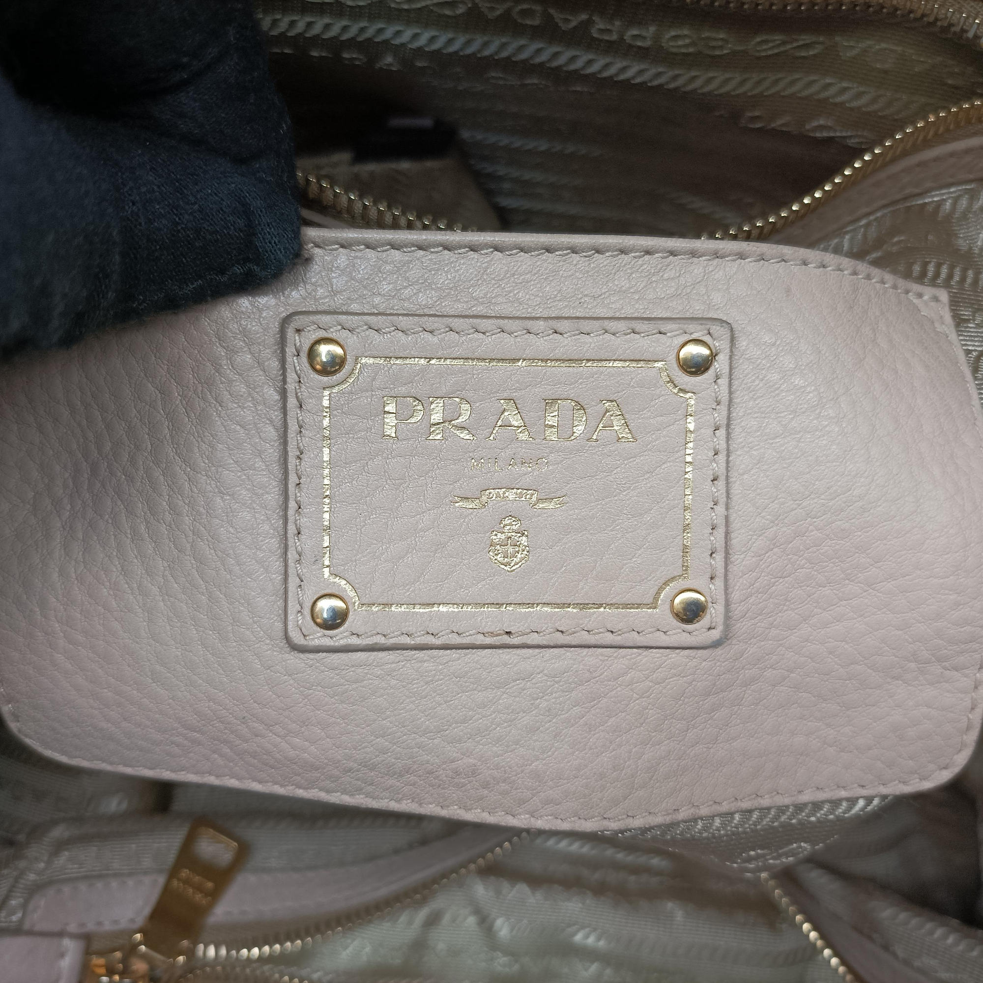 Pre-owned Prada Cervo Frame Satchel Beige Leather  shoulderbag | stylenewstar