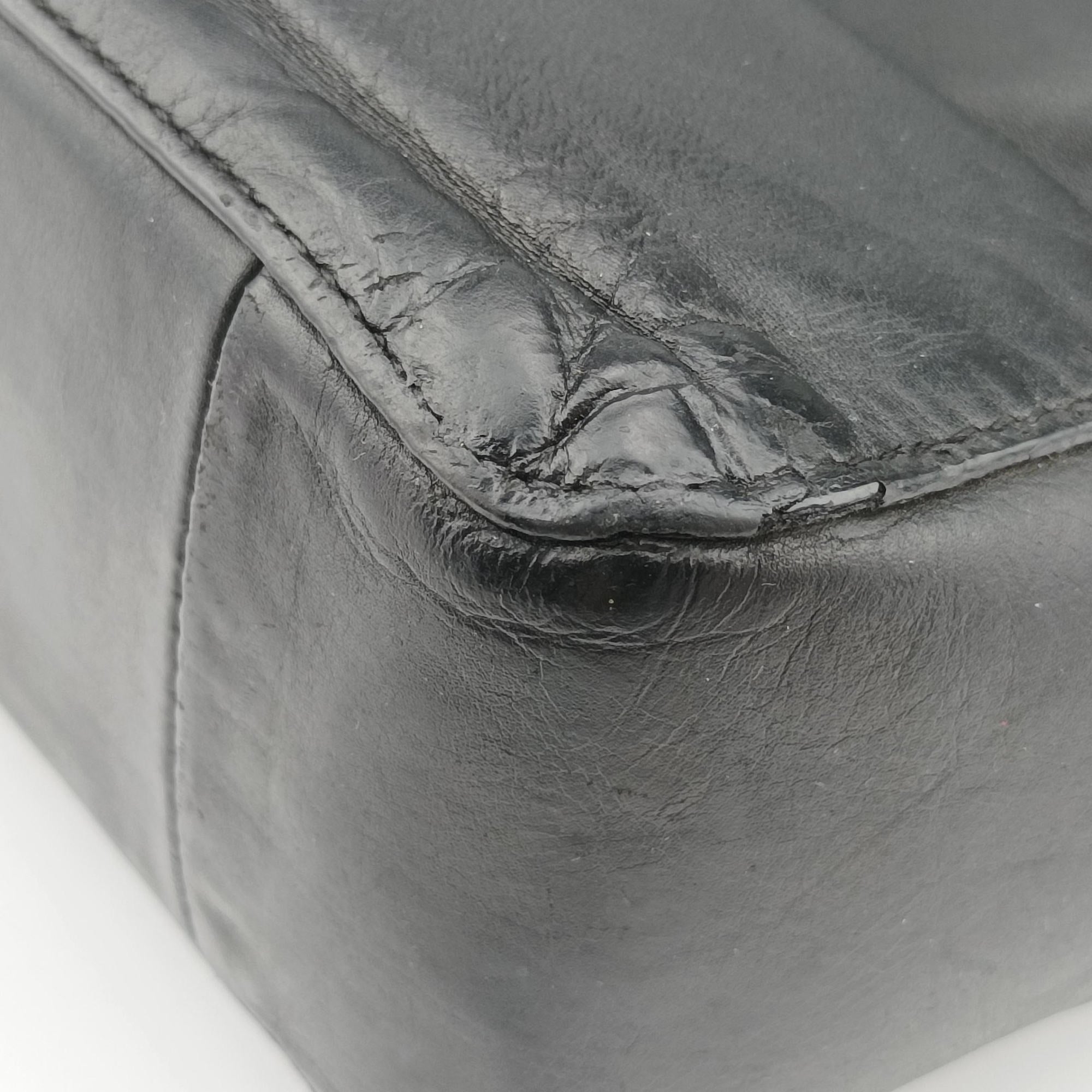 Pre-owned Bottega Veneta Intrecciato Black lambskin  handbag | stylenewstar