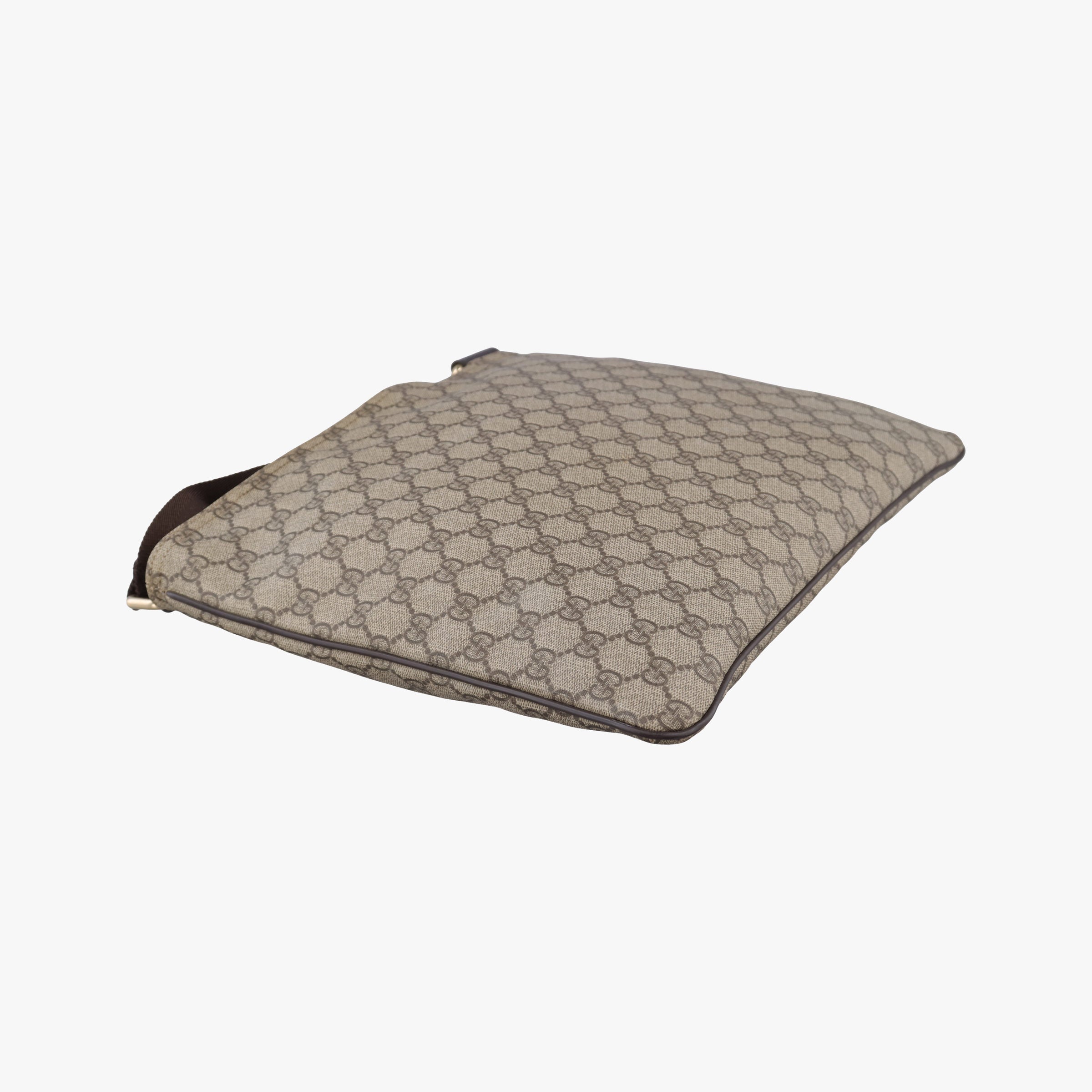 Pre-owned Gucci GG Plus GG Supreme Beige×Brown PVC coated canvas 201446 shoulderbag | stylenewstar