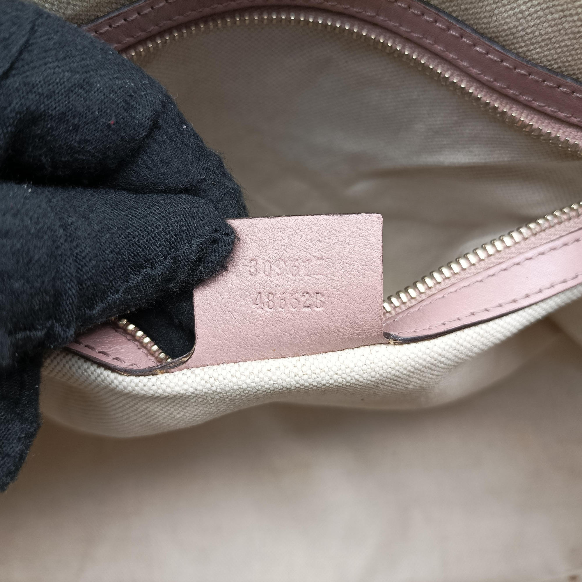 Pre-owned Gucci Microguccissima Beige Patent Leather 309617 shoulderbag | stylenewstar