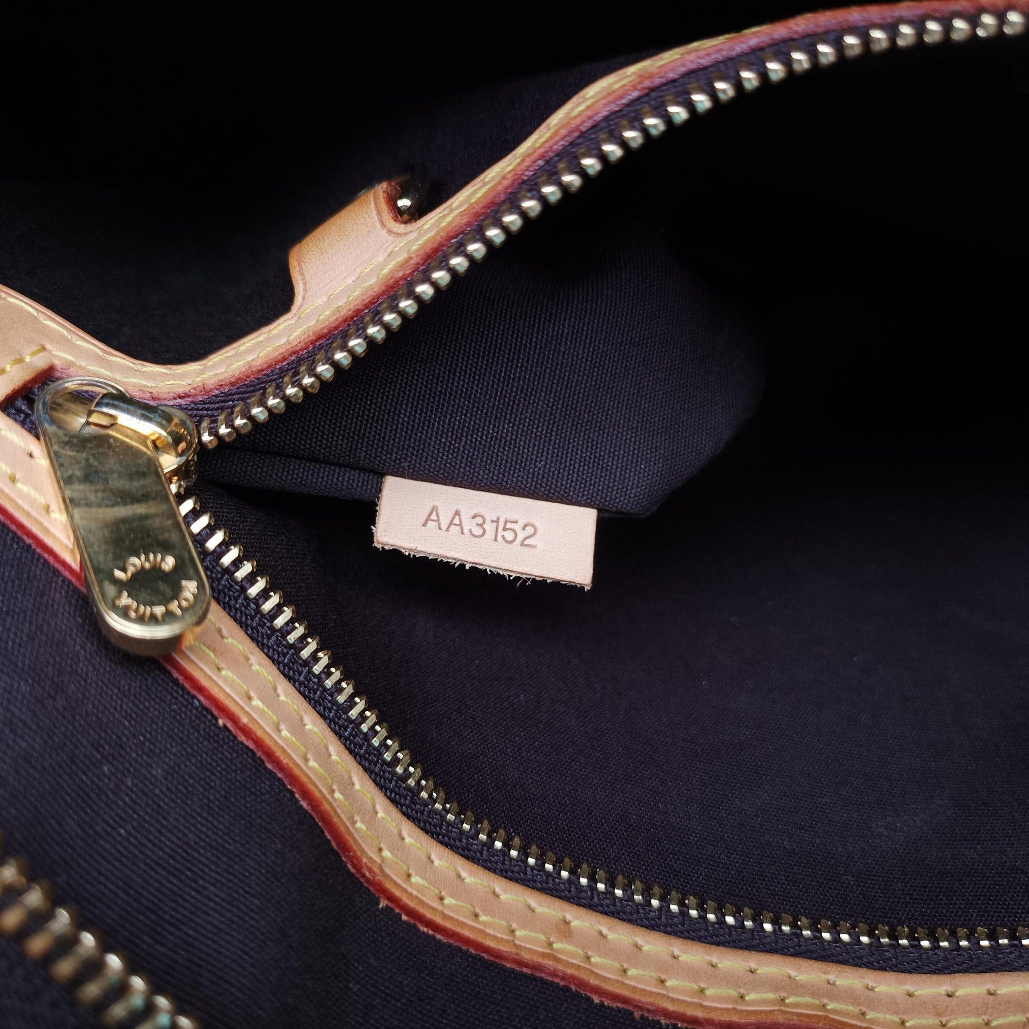 Pre-owned Louis Vuitton Brea MM AMARANTE Vernis M91619 shoulderbag | stylenewstar