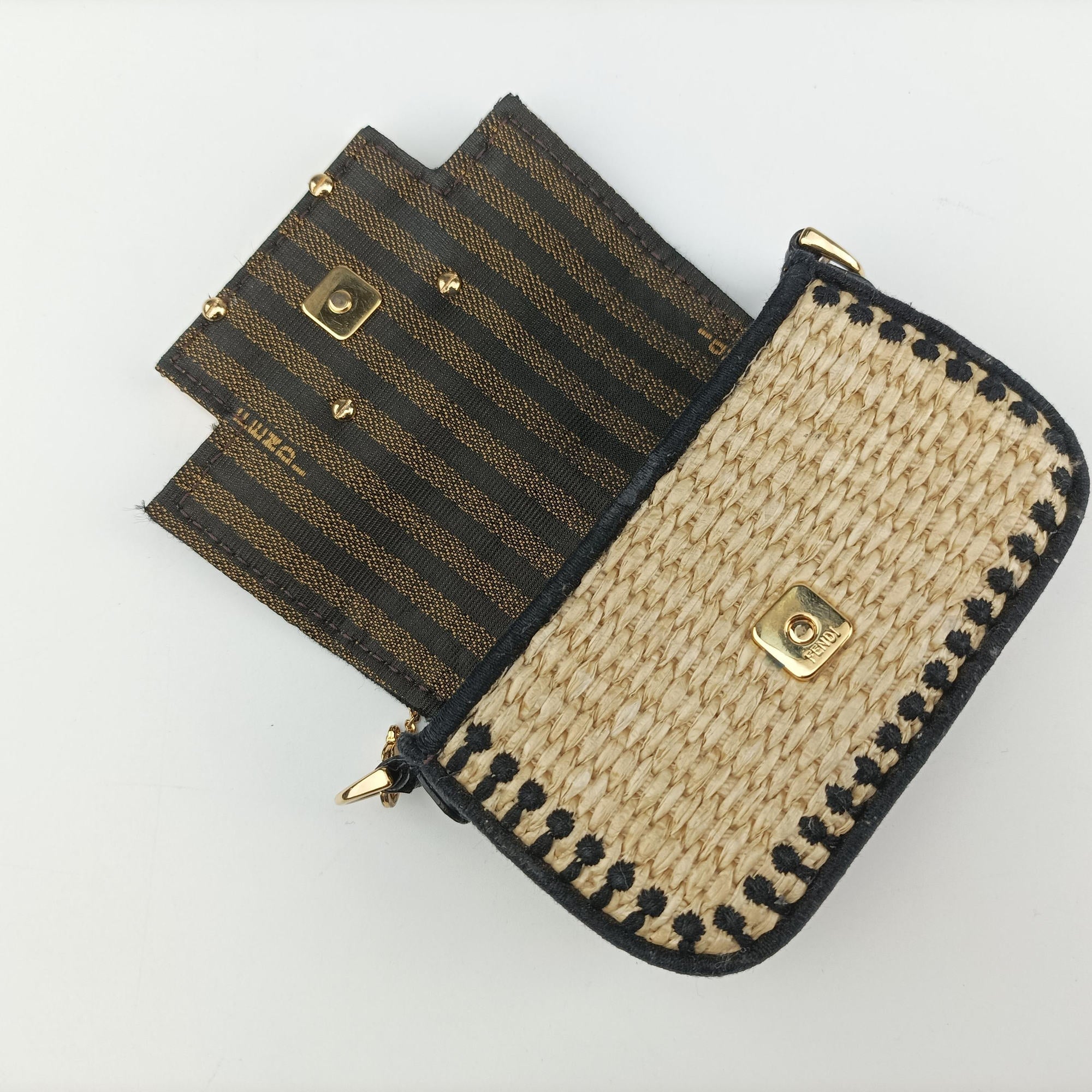 Pre-owned Fendi Nano Baguette Charm BlackxBeige RaffiaxLeather 7AR996 handbag | stylenewstar