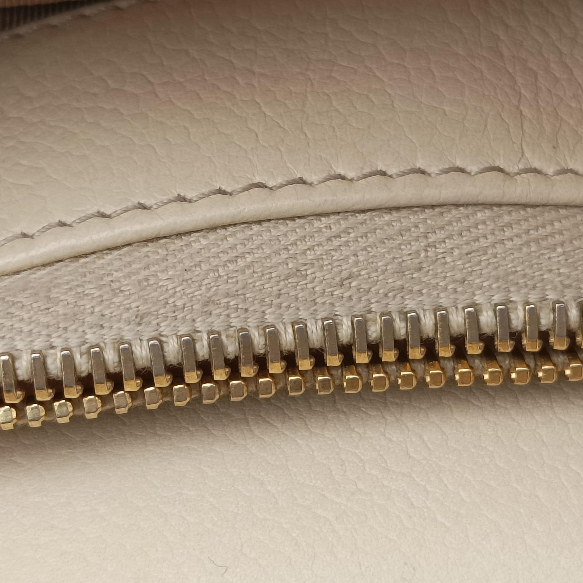 Pre-owned Chanel Matelasse Cocomark GST Beige caviar skin A50995 handbag | stylenewstar