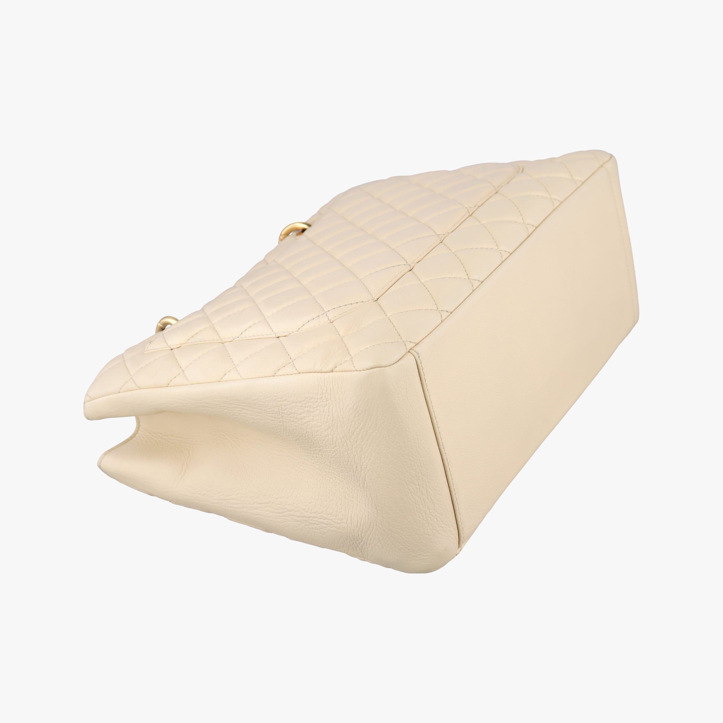 Pre-owned Chanel Matelasse Cocomark GST Beige caviar skin A50995 handbag | stylenewstar