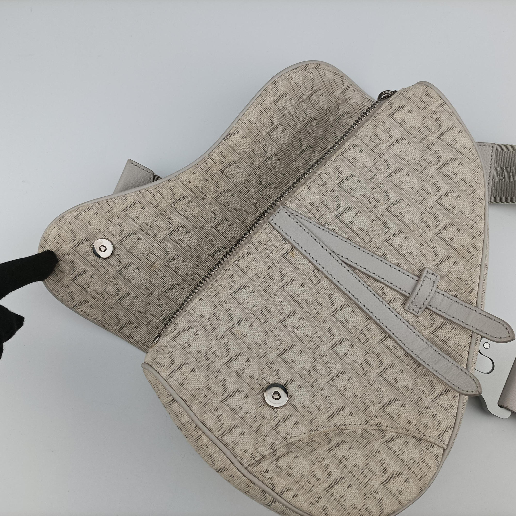 Pre-owned Christian Dior Saddle White Jacquard × Leather  crossbodybag | stylenewstar