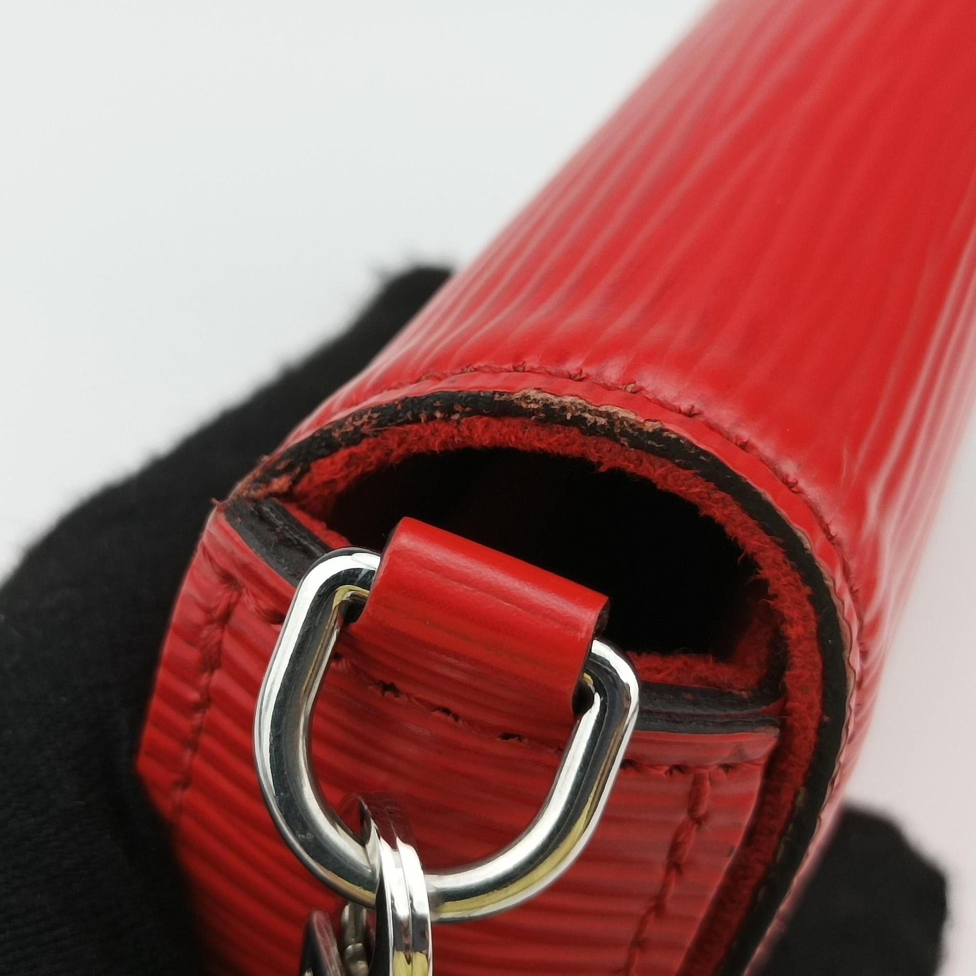 Pre-owned Louis Vuitton Pochette Felice COQUELICOT Epi M41559 shoulderbag | stylenewstar