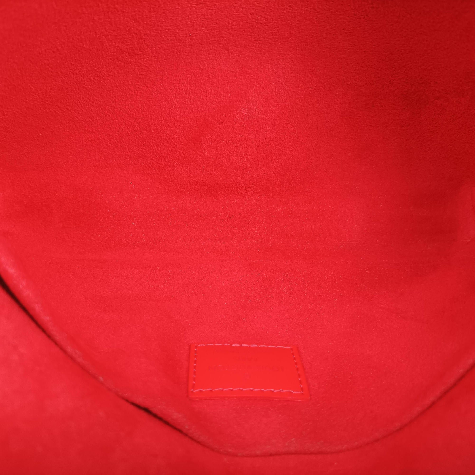 Pre-owned Louis Vuitton Pochette Felice COQUELICOT Epi M41559 shoulderbag | stylenewstar