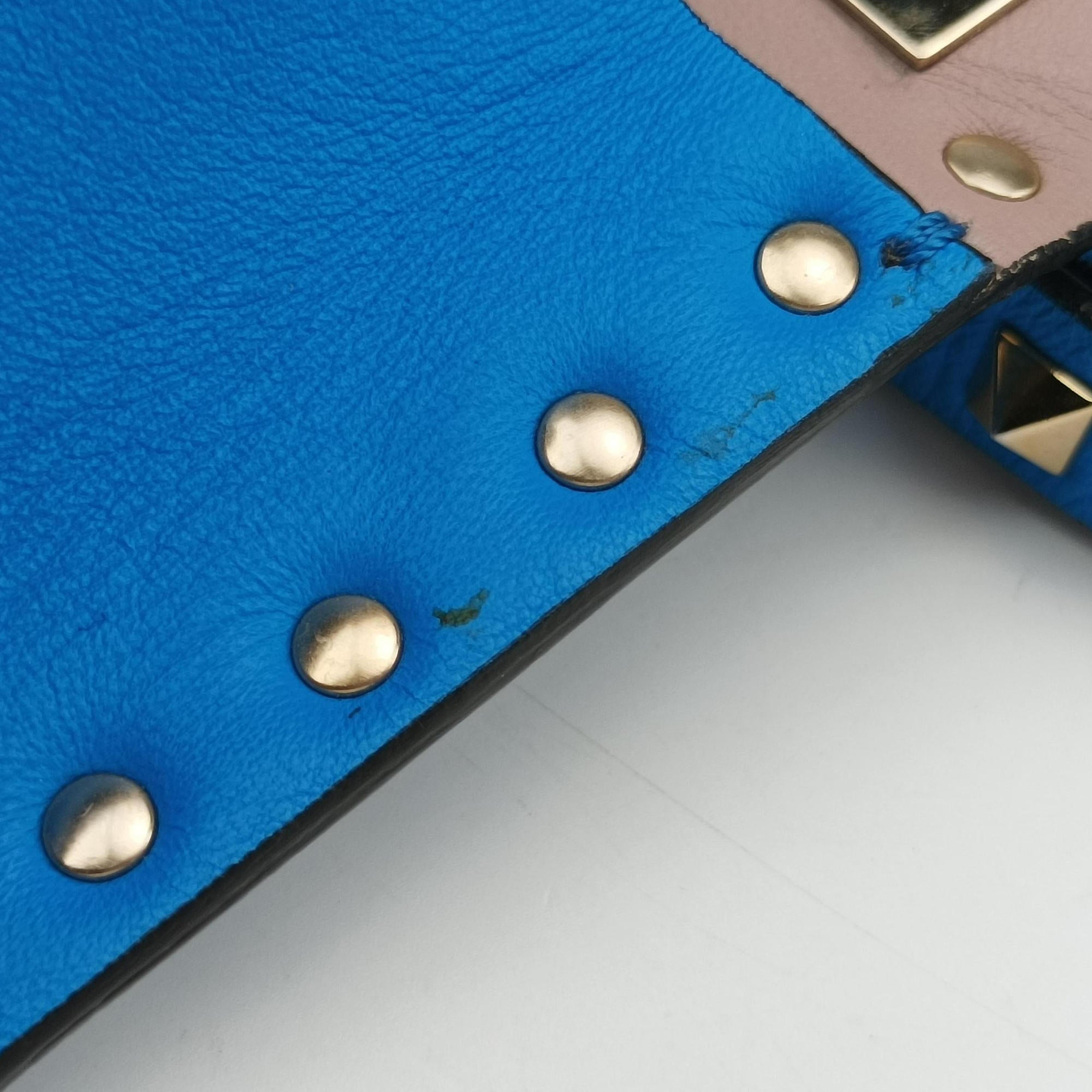 Pre-owned Valentino ROCKSTUD Blue Leather  shoulderbag | stylenewstar