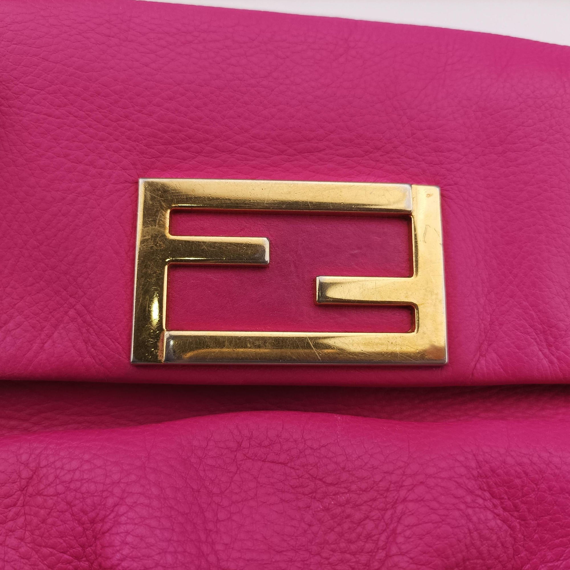 Secondhand Fendi Fendista Pochette Rose Leather 8M0276 shoulderbag | stylenewstar