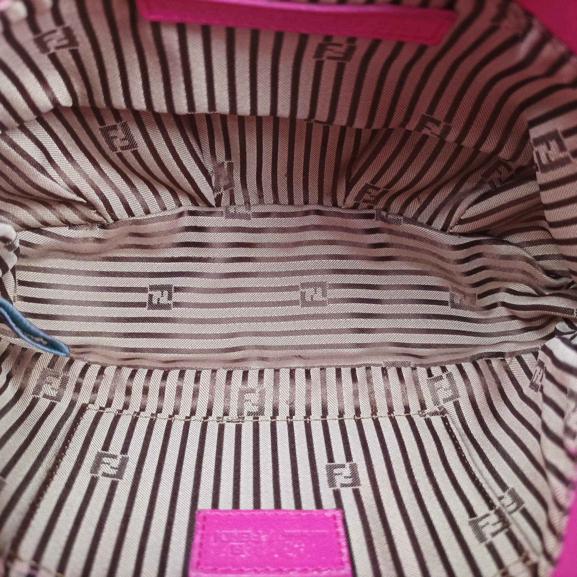 Secondhand Fendi Fendista Pochette Rose Leather 8M0276 shoulderbag | stylenewstar