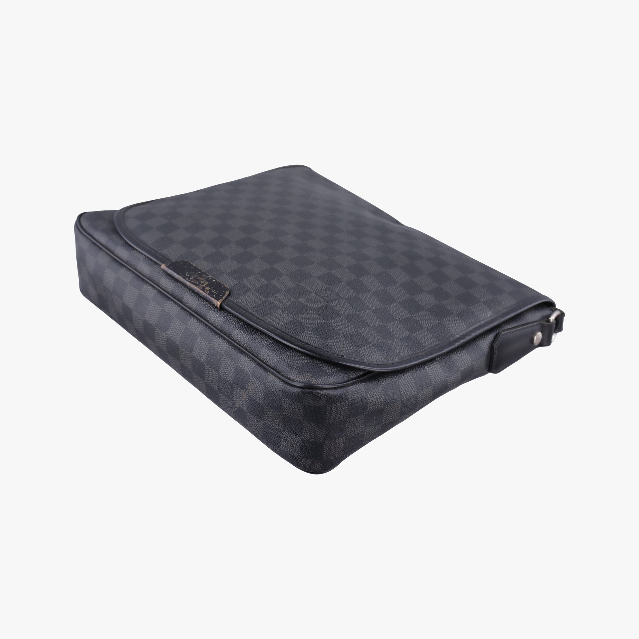 Pre-owned Louis Vuitton DANIEL MM Noir Damier GRAPHITE N58029 shoulderbag | stylenewstar