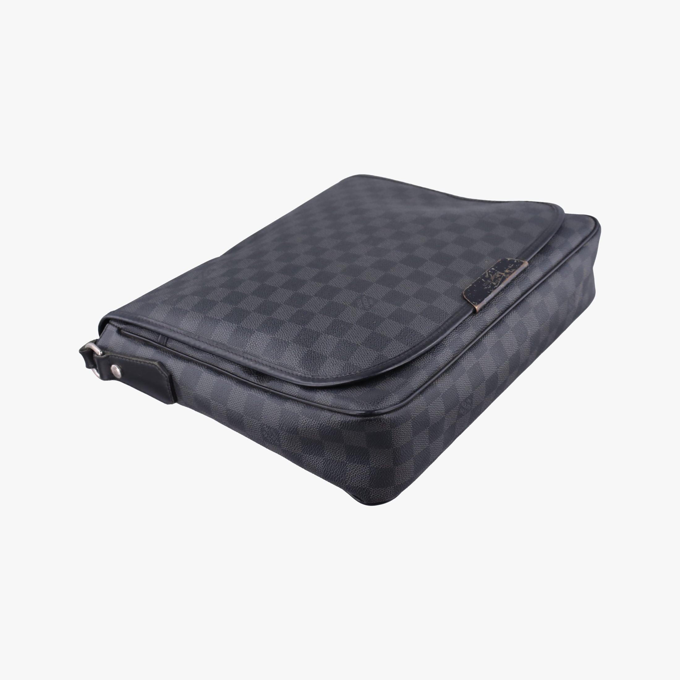 Pre-owned Louis Vuitton DANIEL MM Noir Damier GRAPHITE N58029 shoulderbag | stylenewstar