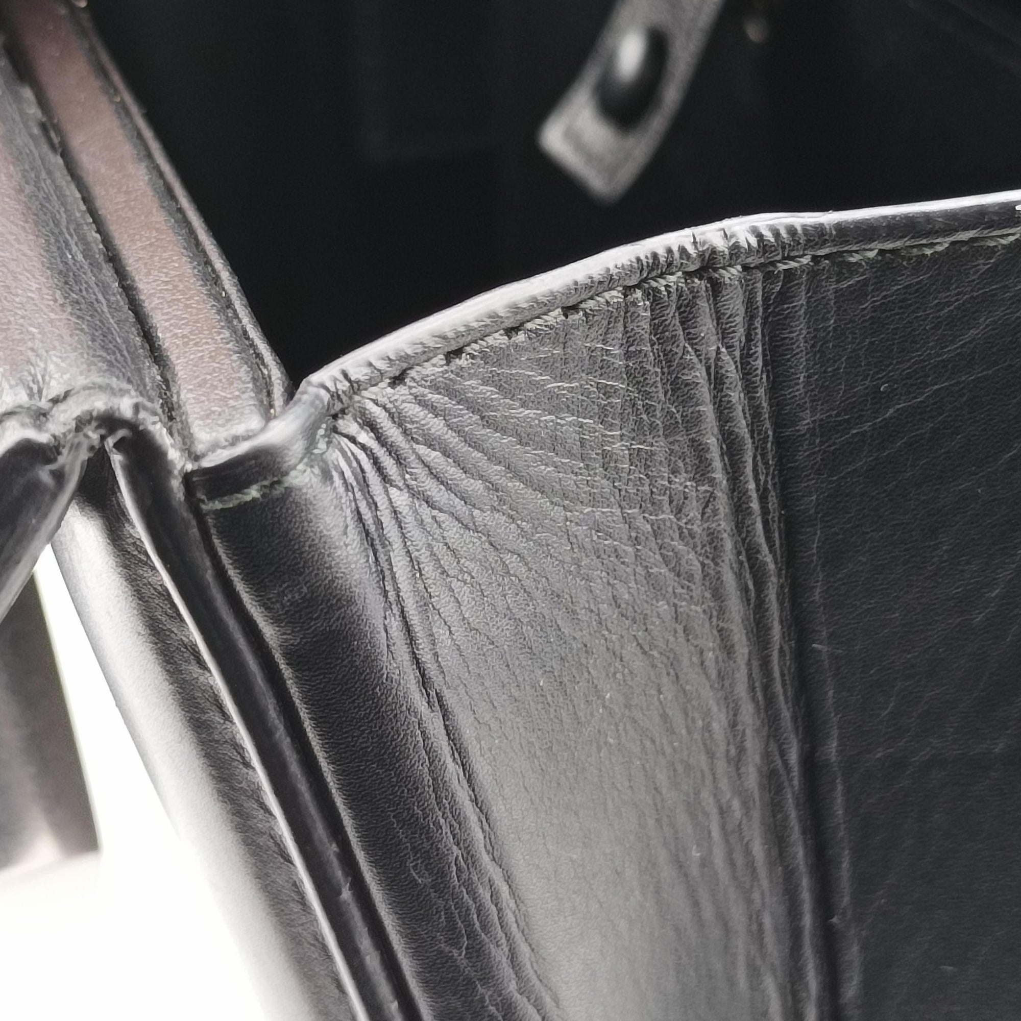 Pre-owned Bottega Veneta Padded Messenger Mini Trunk Black lambskin  shoulderbag | stylenewstar
