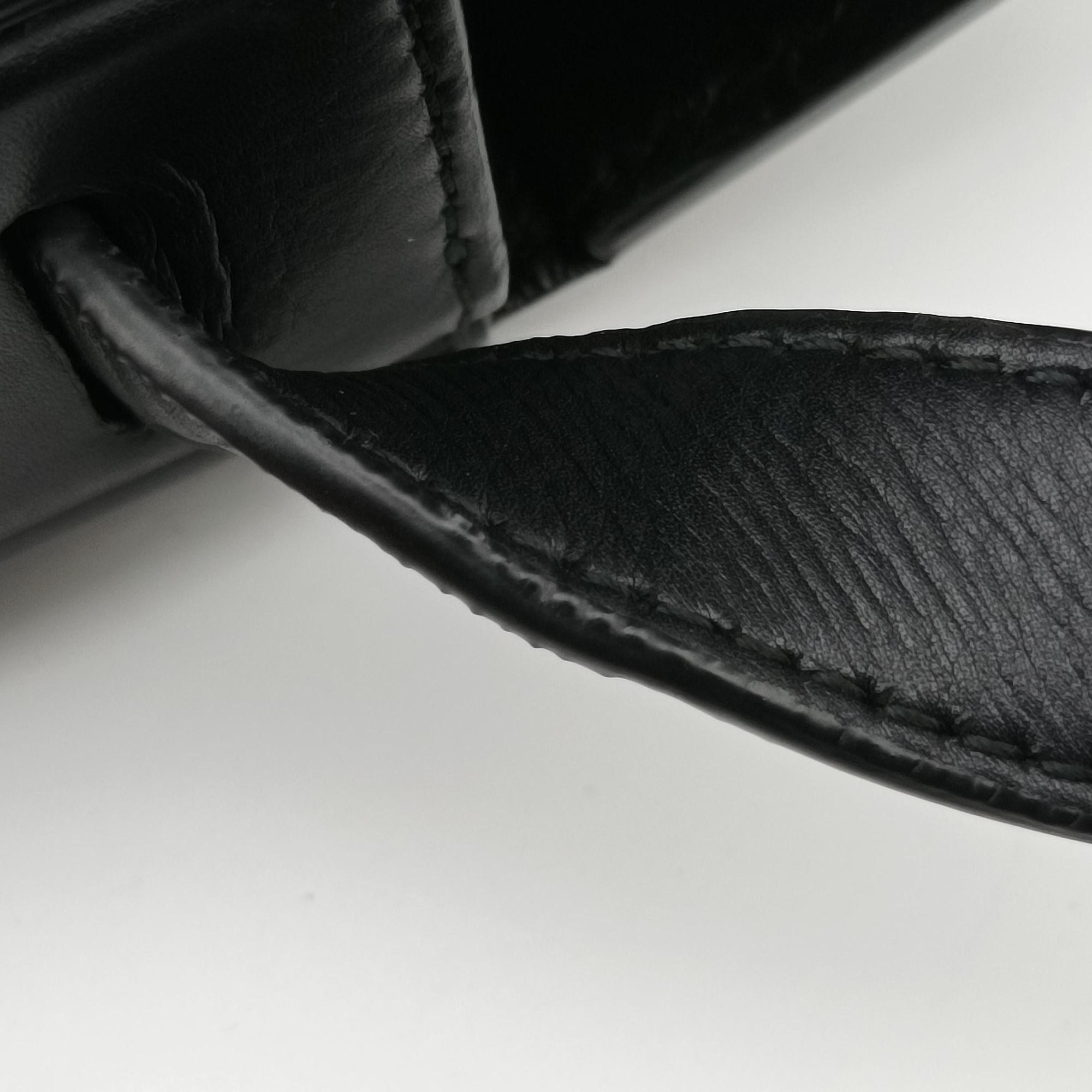 Pre-owned Bottega Veneta Padded Messenger Mini Trunk Black lambskin  shoulderbag | stylenewstar