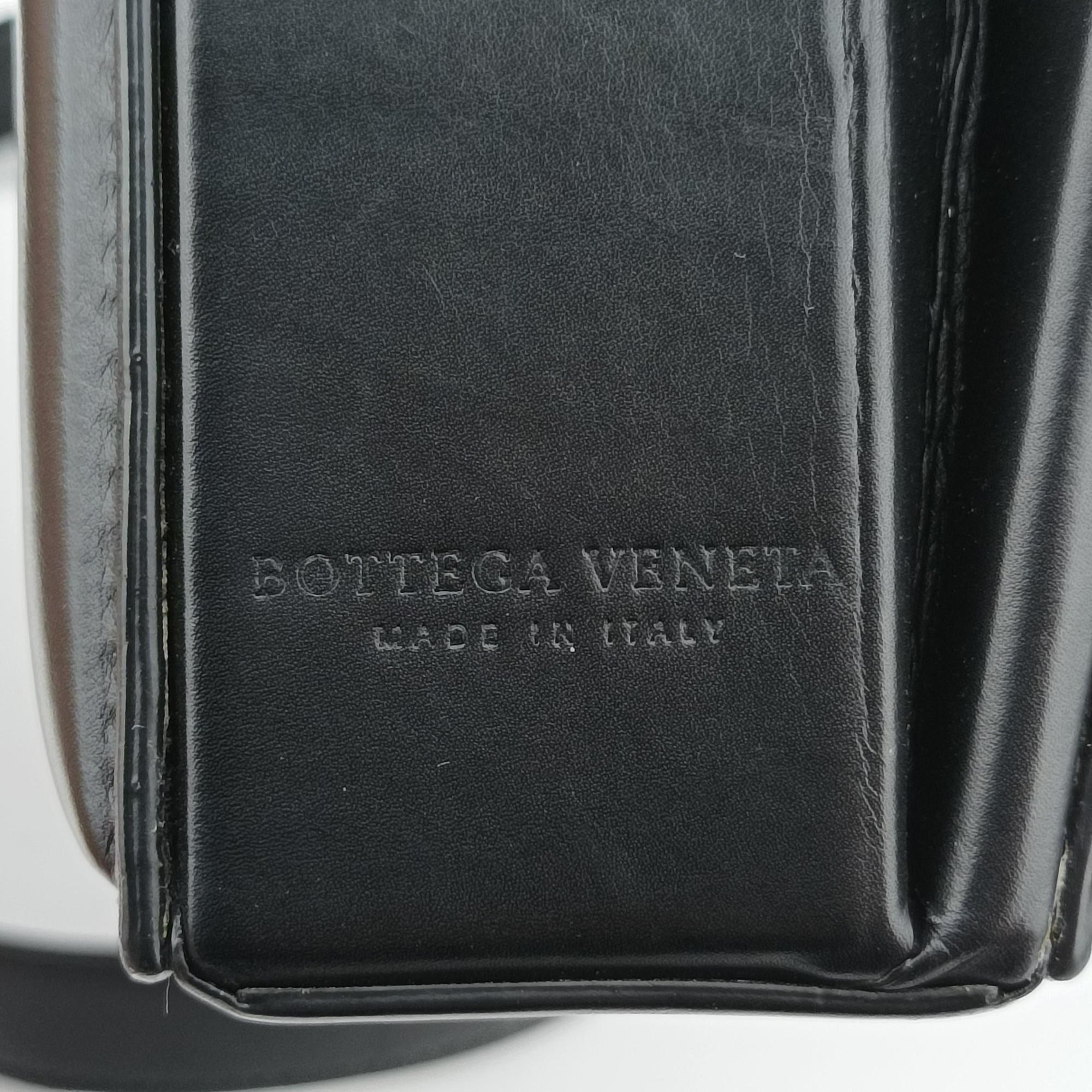 Pre-owned Bottega Veneta Padded Messenger Mini Trunk Black lambskin  shoulderbag | stylenewstar