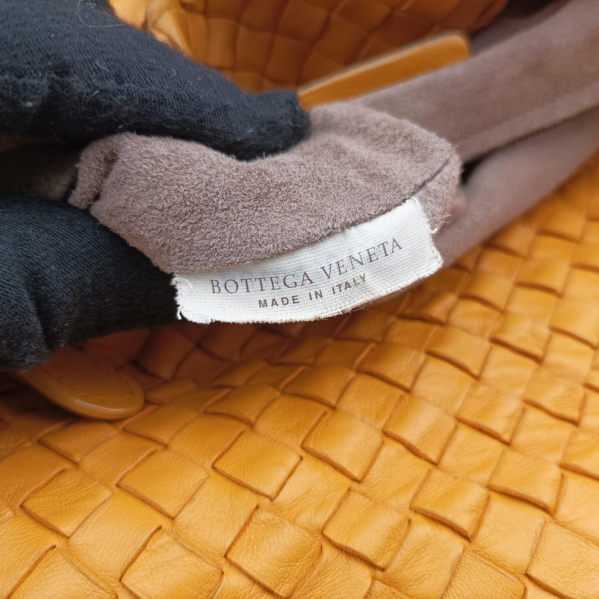Secondhand Bottega Veneta Cesta Intrecciato Orange lambskin  shoulderbag | stylenewstar