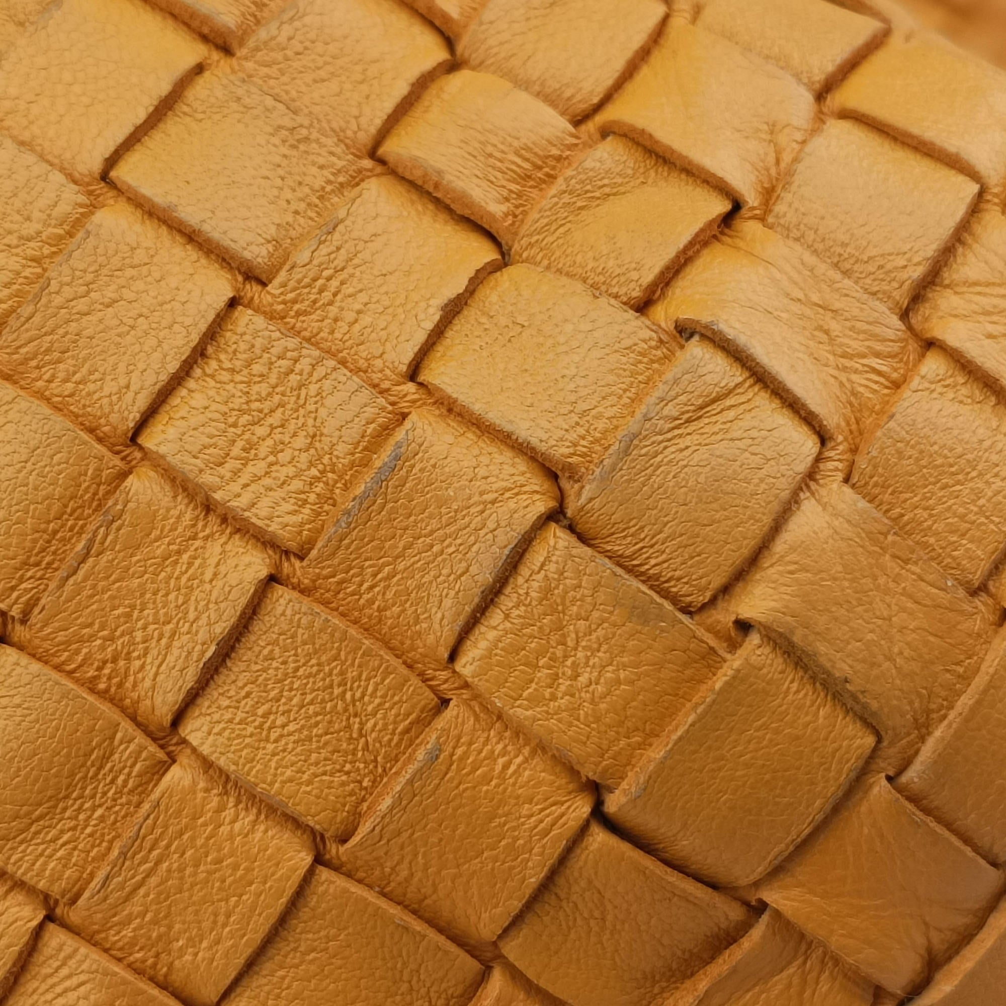 Secondhand Bottega Veneta Cesta Intrecciato Orange lambskin  shoulderbag | stylenewstar