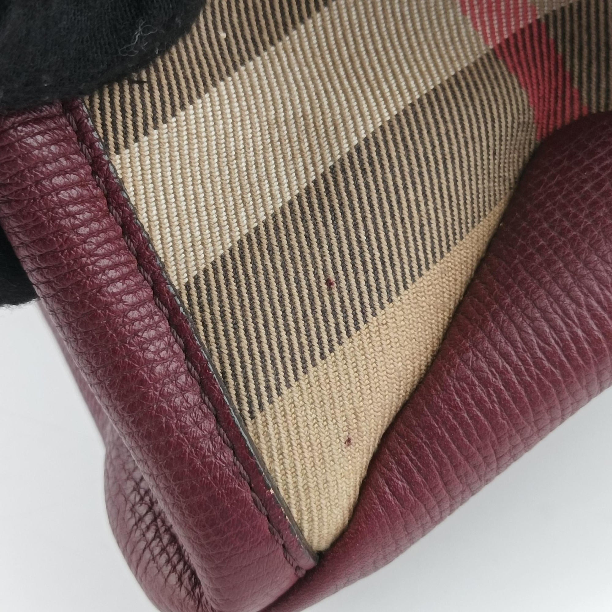 Pre-owned Burberry The Banner Burgundy×Multicolor Leather × canvas  shoulderbag | stylenewstar