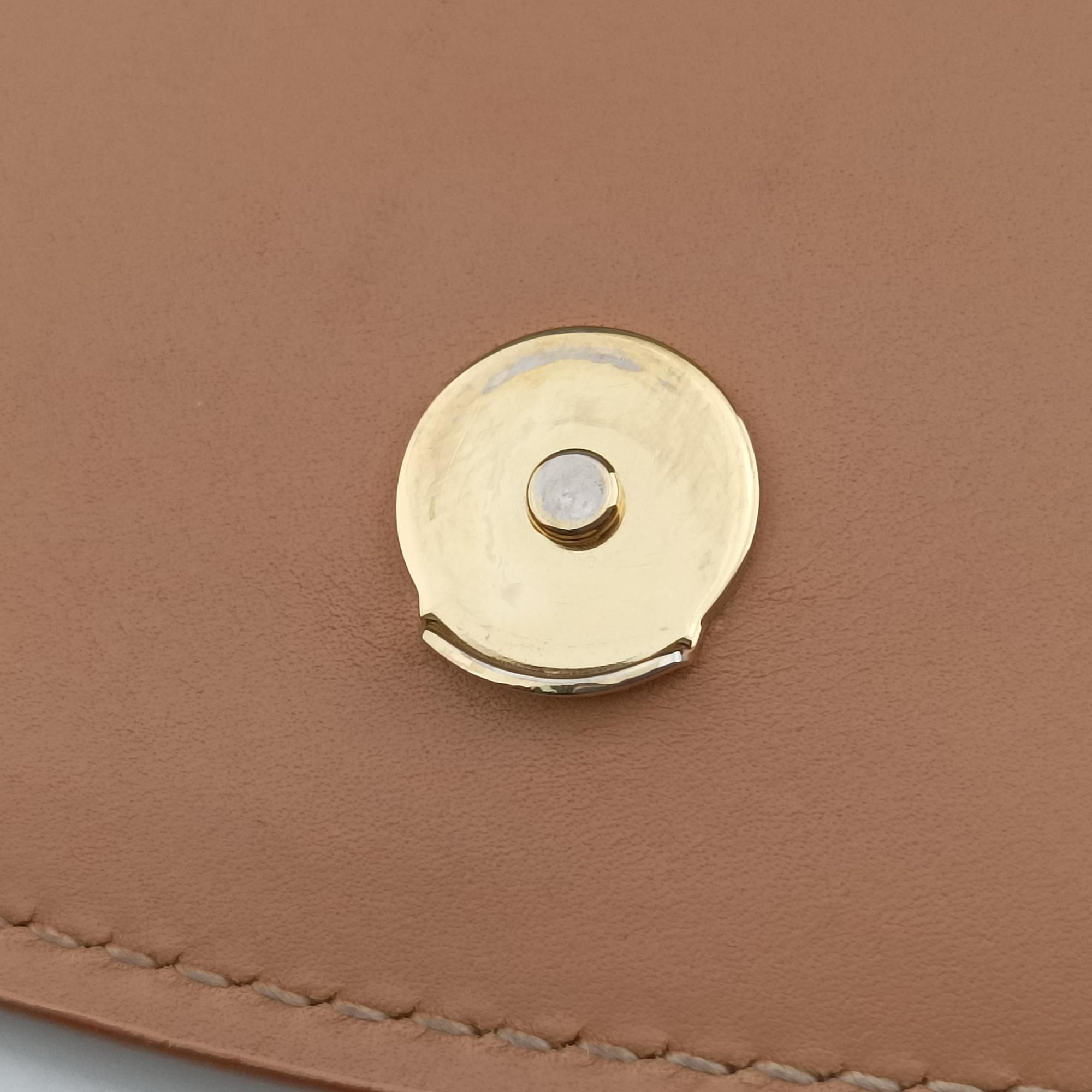 Secondhand Yves Saint Laurent KAIA Beige Leather 619740 shoulderbag | stylenewstar